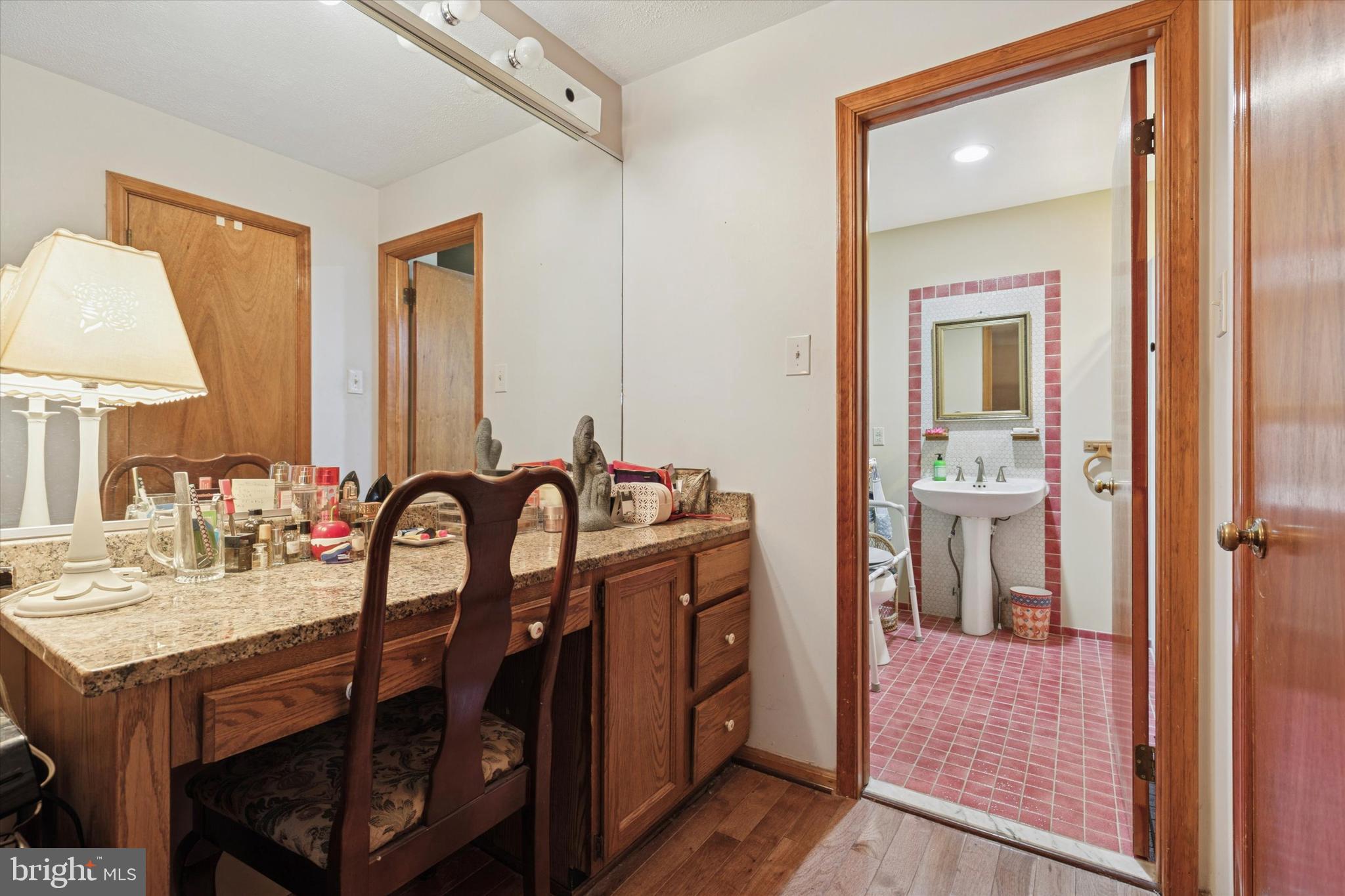 NORRISTOWN - Residential