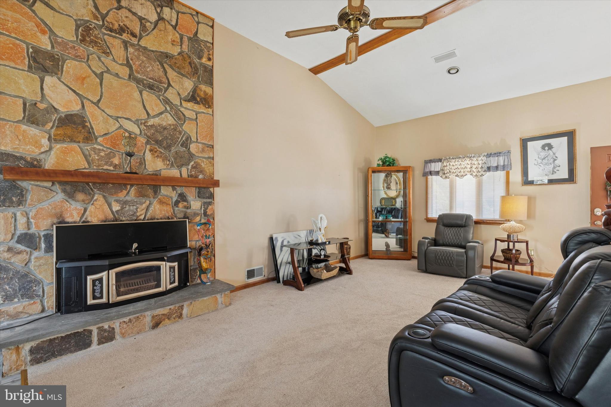 NORRISTOWN - Residential