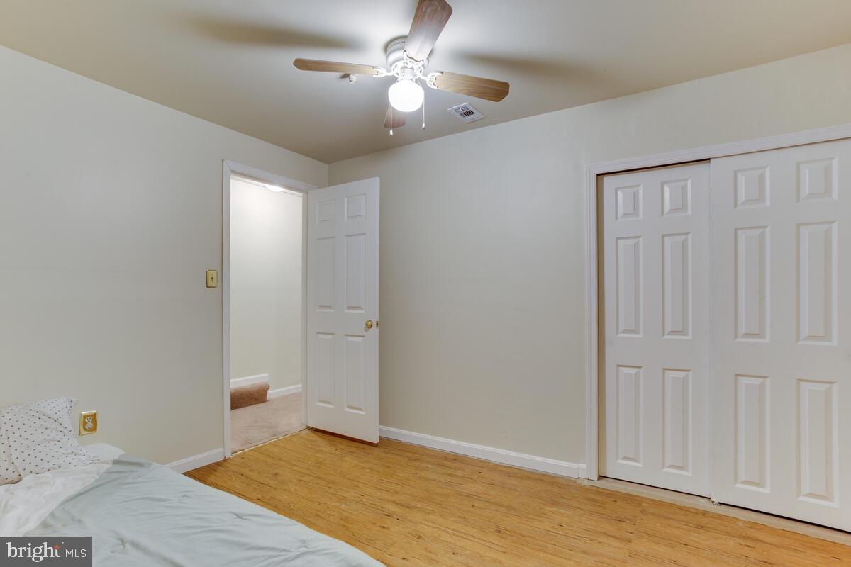 WOODVIEW VILLAGE - Residential Lease