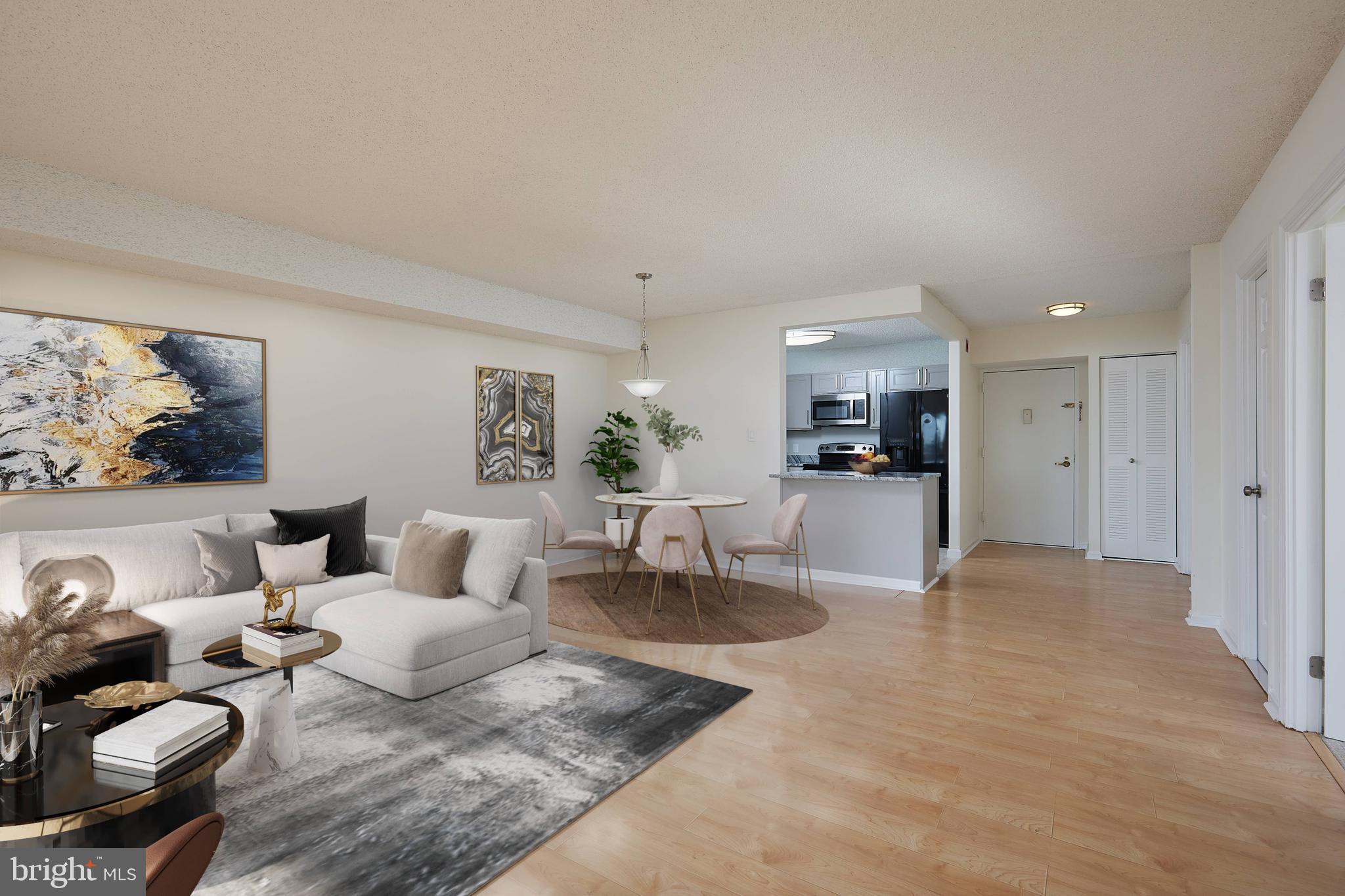 LAKESIDE PLAZA - Residential Lease