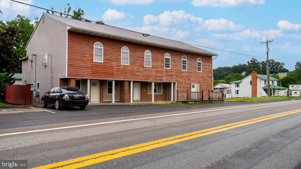 13792 NORTHWESTERN PIKE