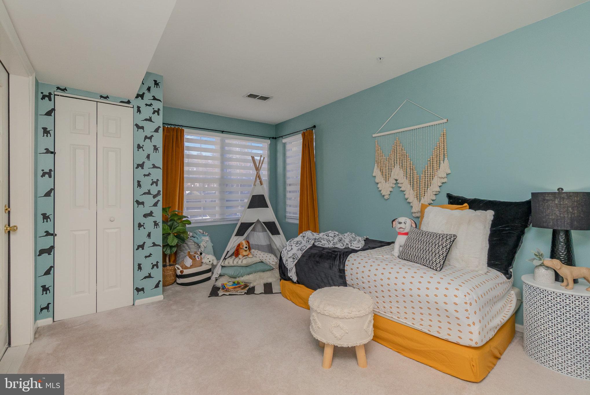 ENGLISH COUNTRY MANOR - Residential