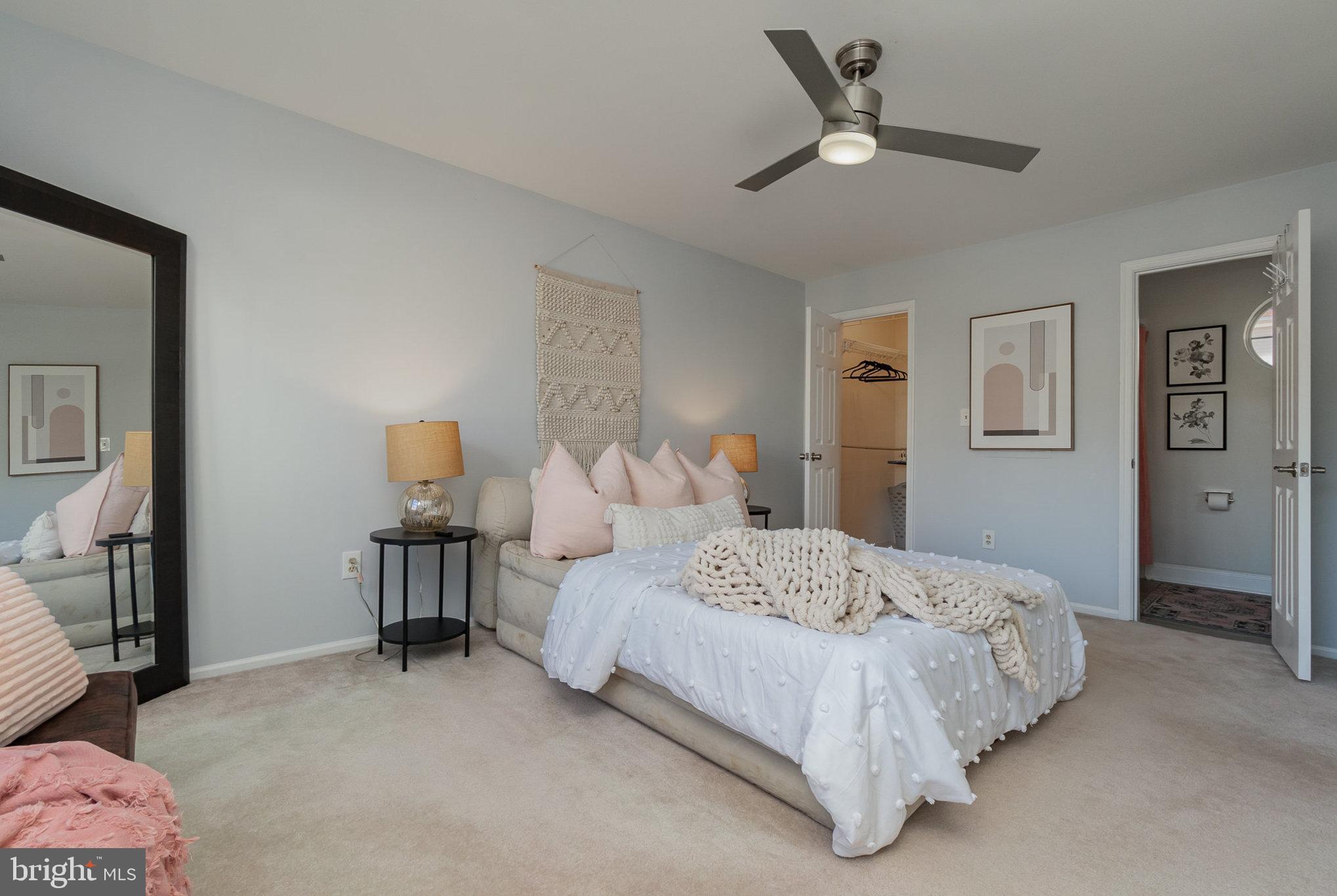 ENGLISH COUNTRY MANOR - Residential