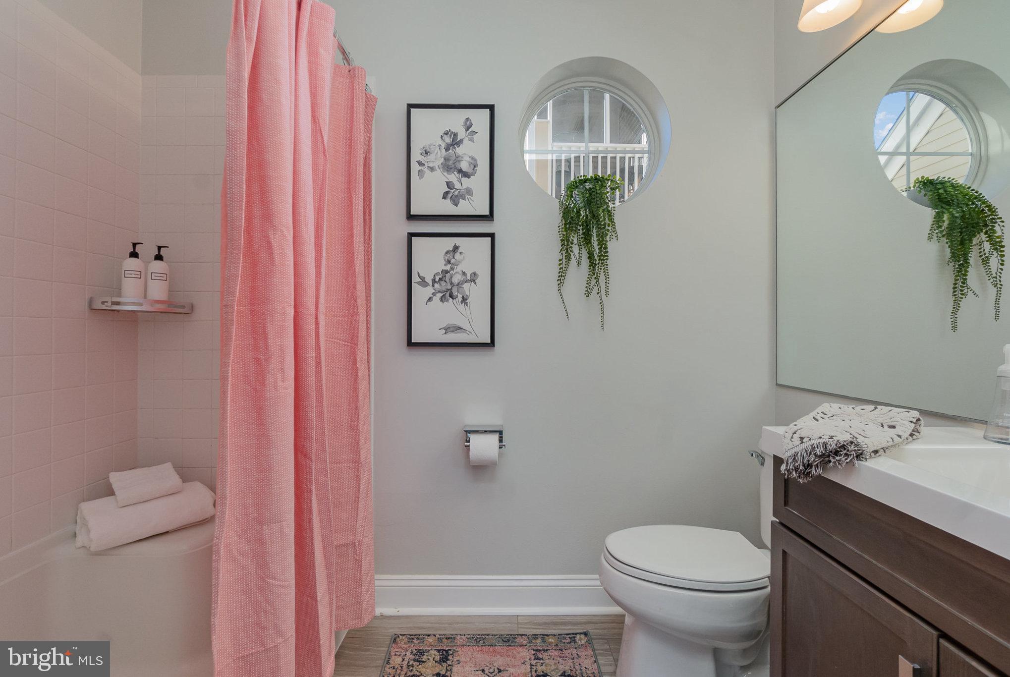 ENGLISH COUNTRY MANOR - Residential