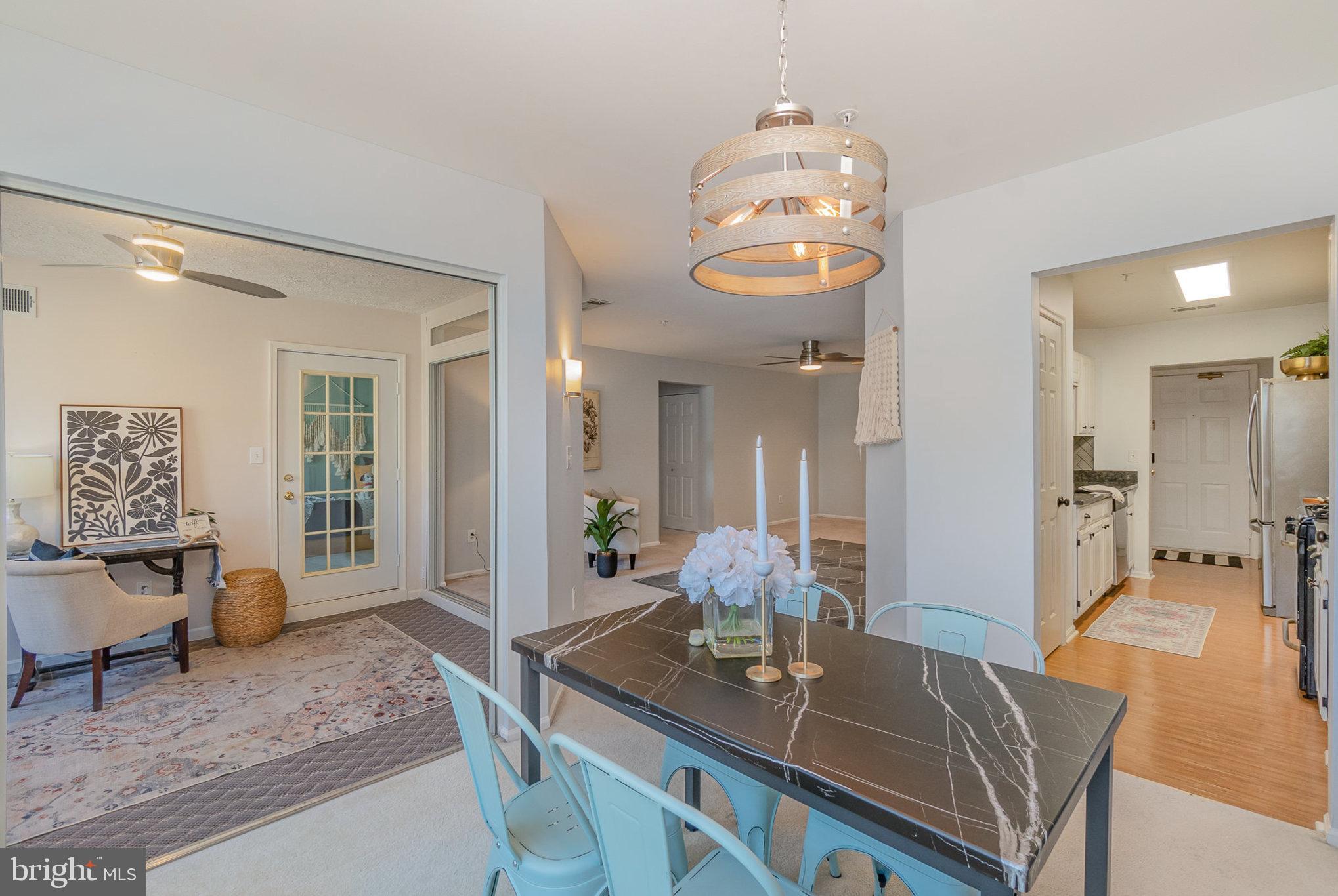 ENGLISH COUNTRY MANOR - Residential