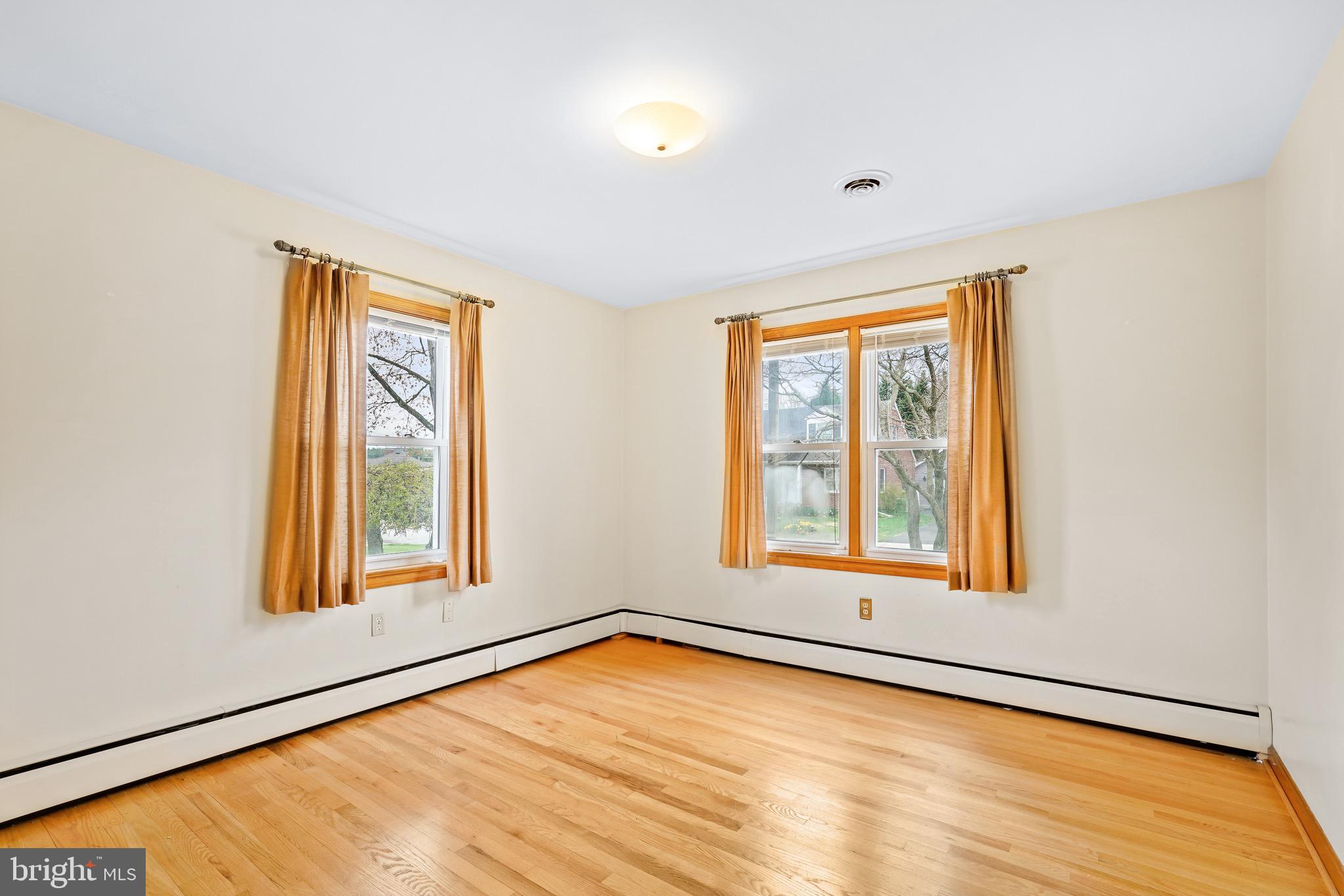 HERMITAGE - Residential