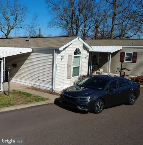1035 Pine Circle, Telford, PA MLS: PABU2089064
