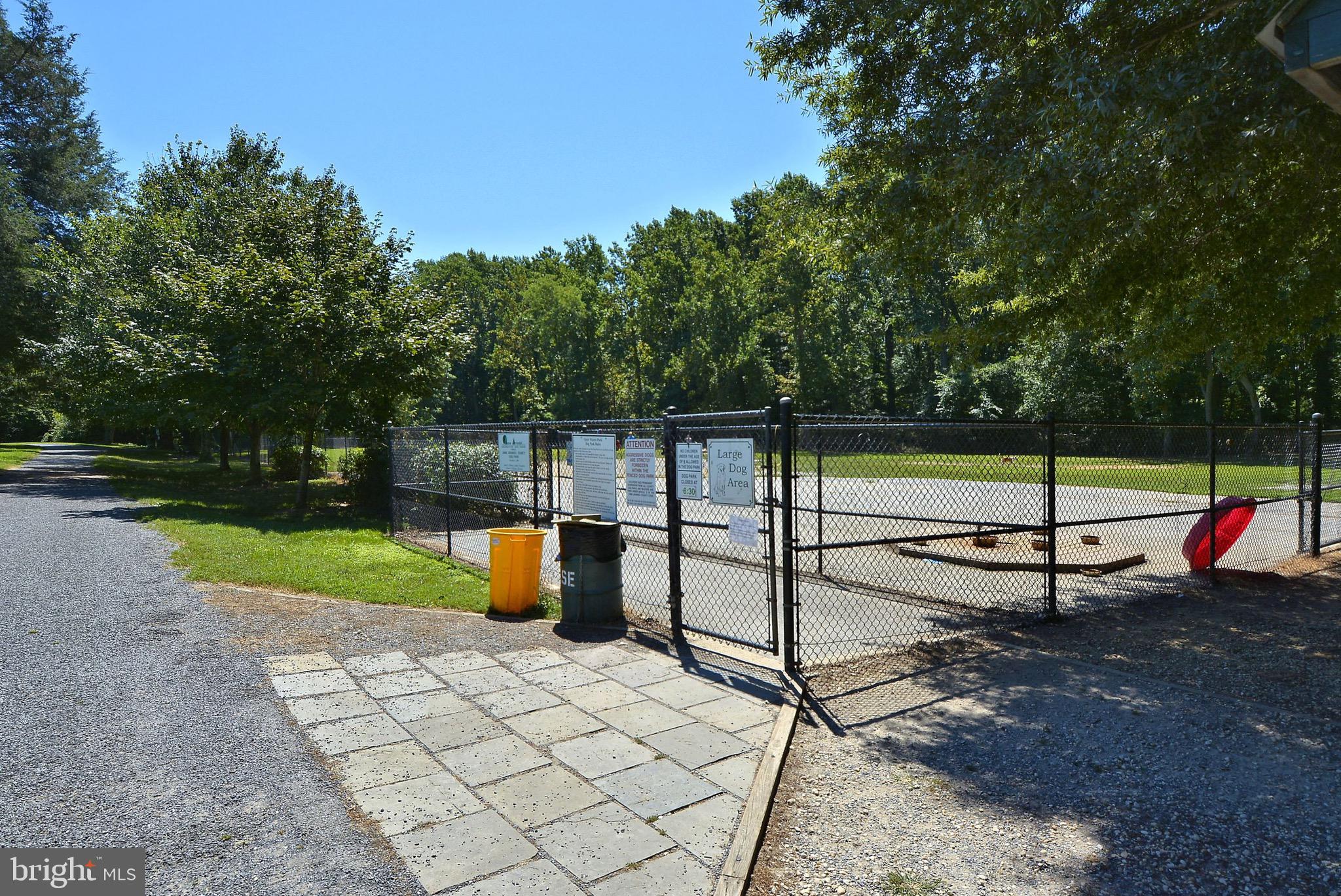ANNAPOLIS OVERLOOK - Residential
