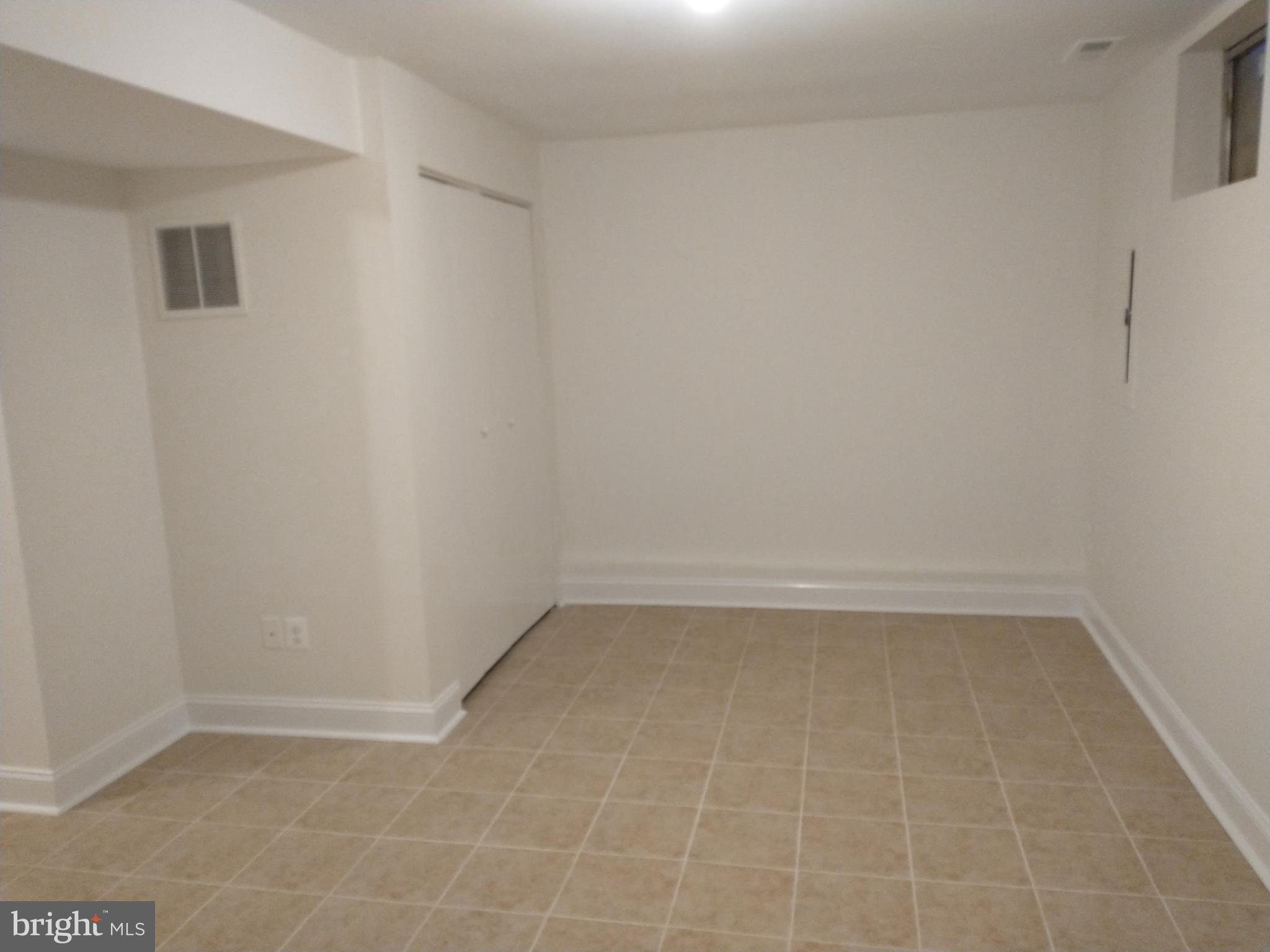 WAYSIDE VILLAGE - Residential Lease