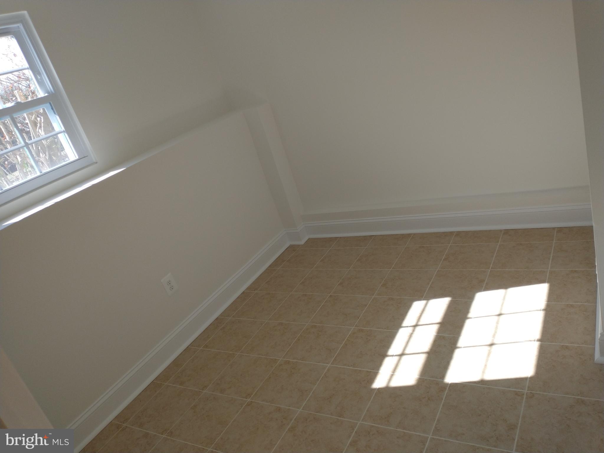 WAYSIDE VILLAGE - Residential Lease