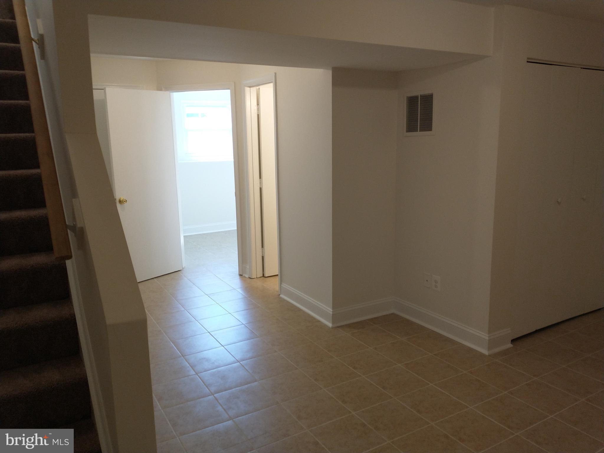 WAYSIDE VILLAGE - Residential Lease