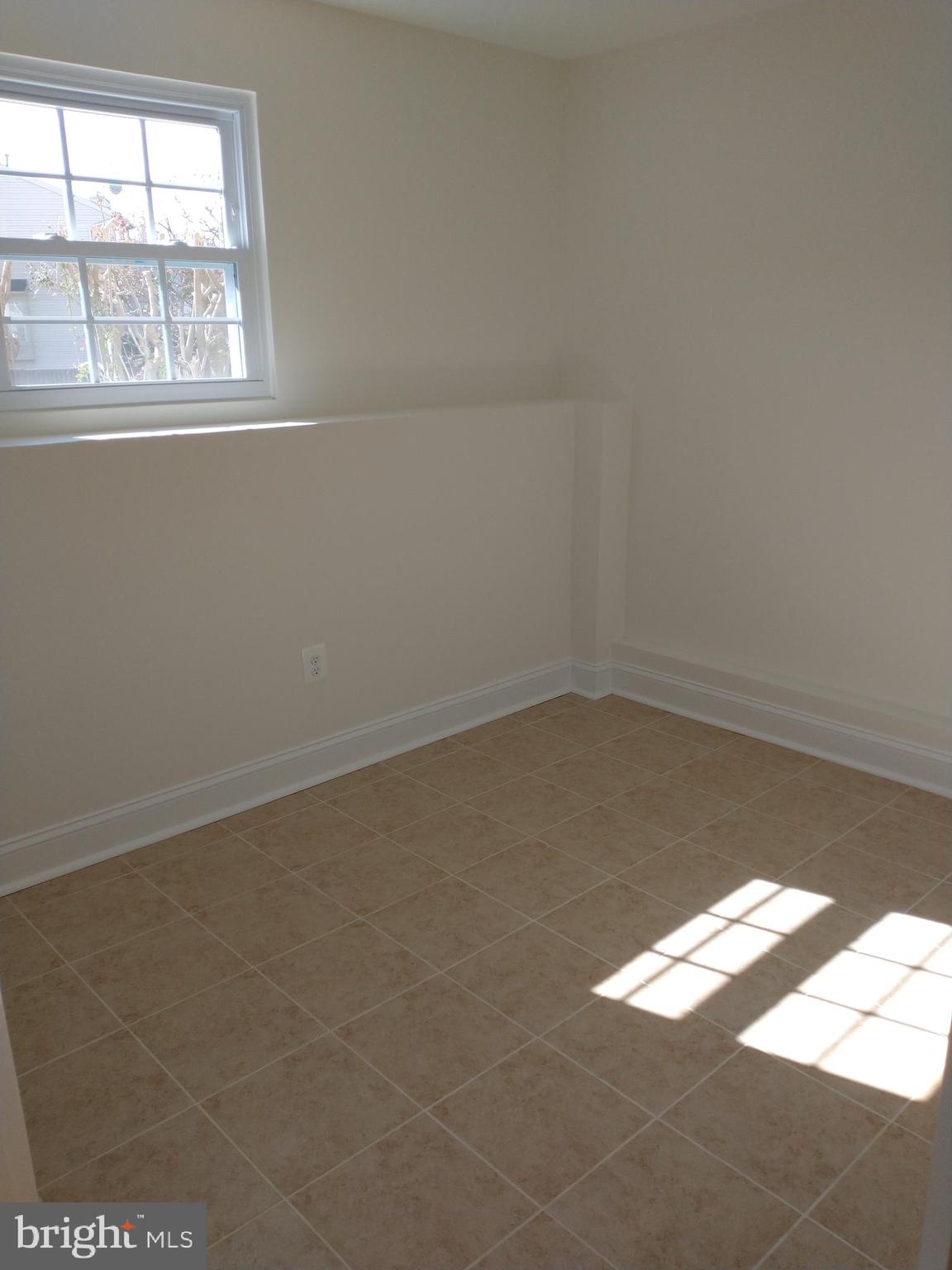 WAYSIDE VILLAGE - Residential Lease