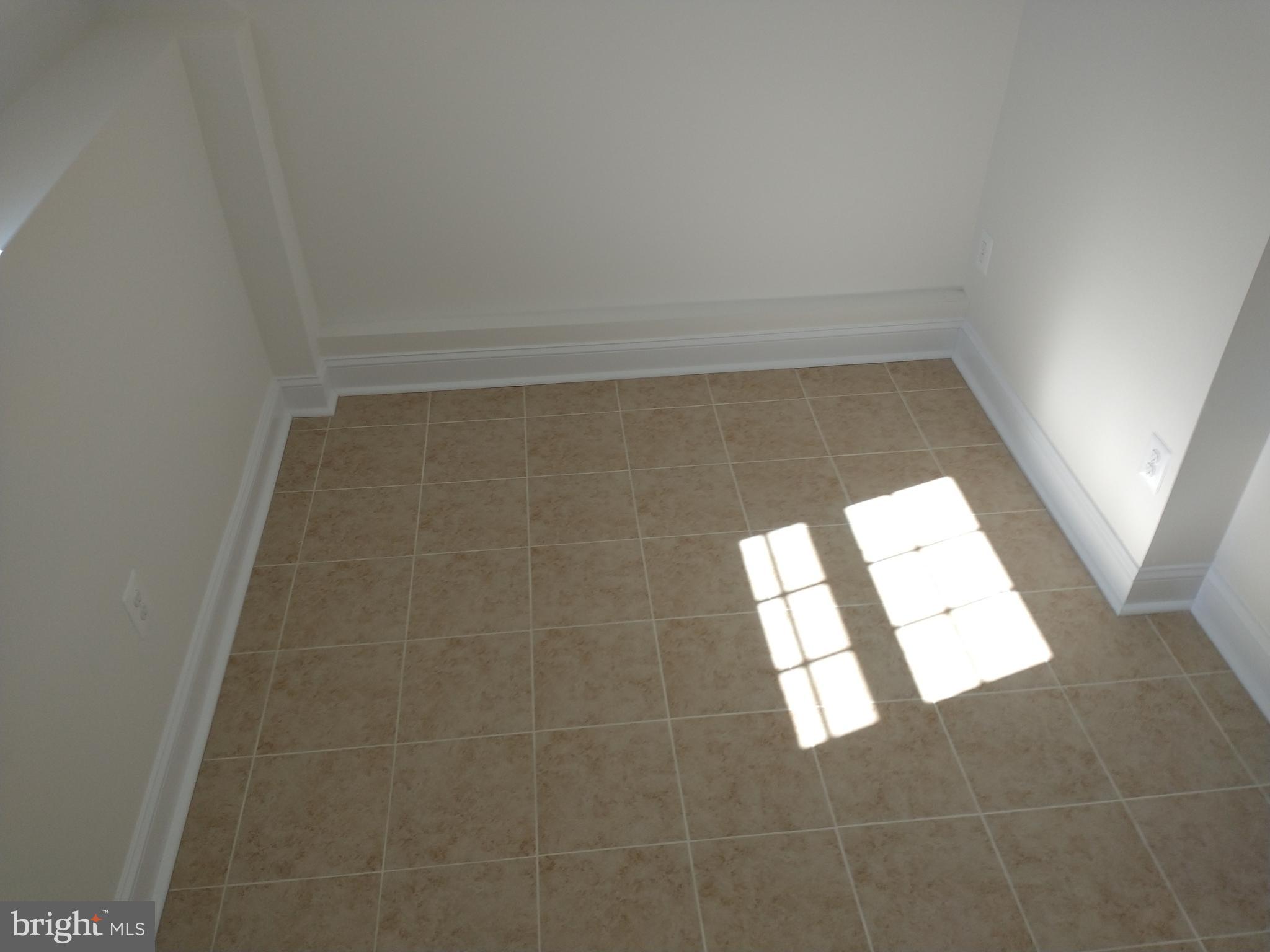 WAYSIDE VILLAGE - Residential Lease