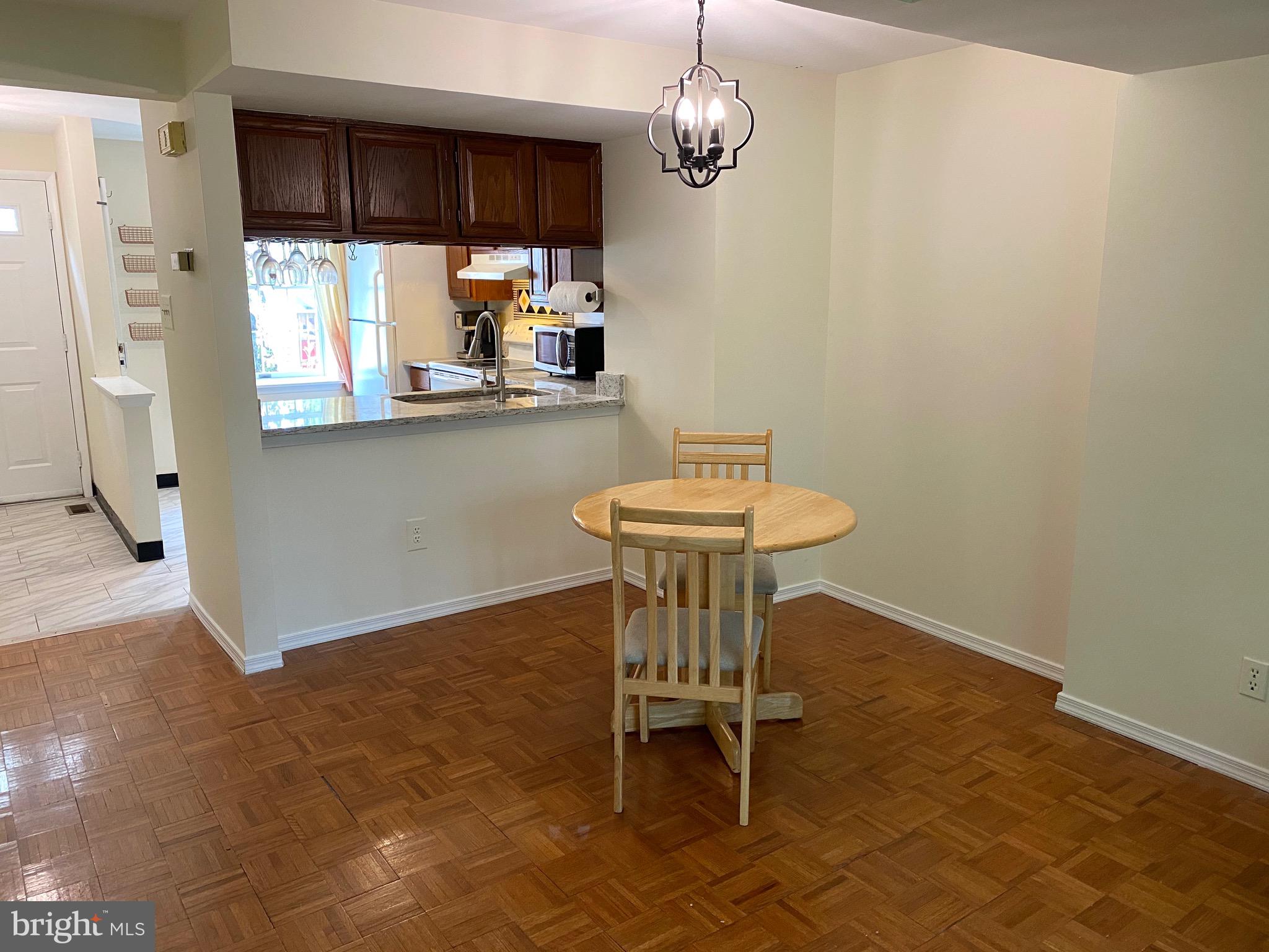 1608 10TH STREET S