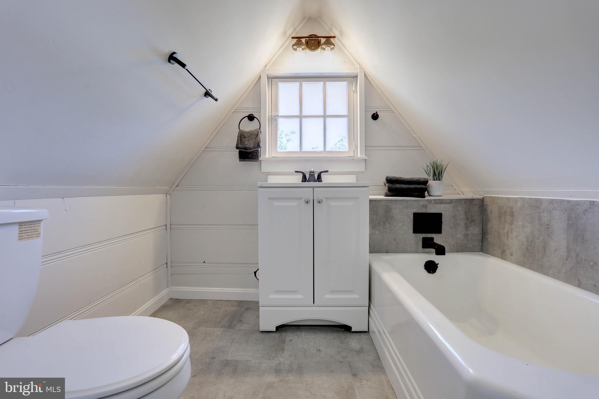 JOSHUA - Residential