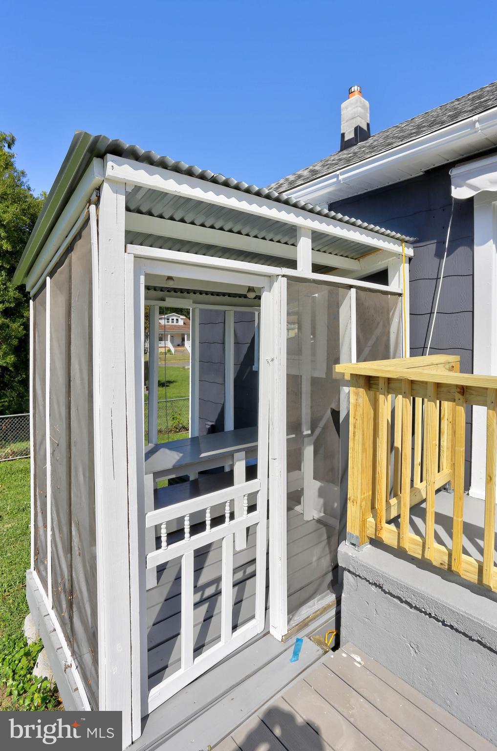 JOSHUA - Residential