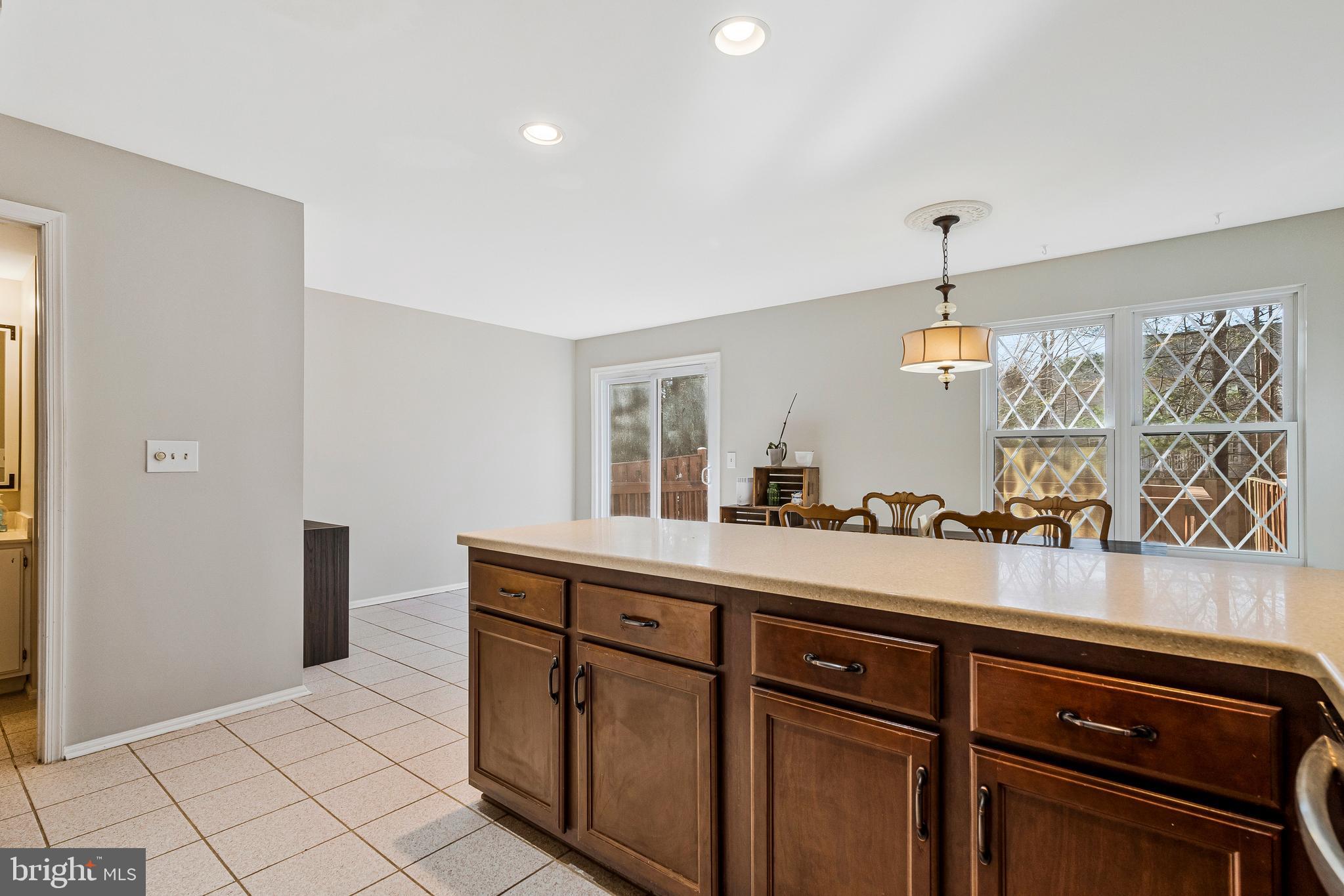 COUNTRYSIDE - Residential