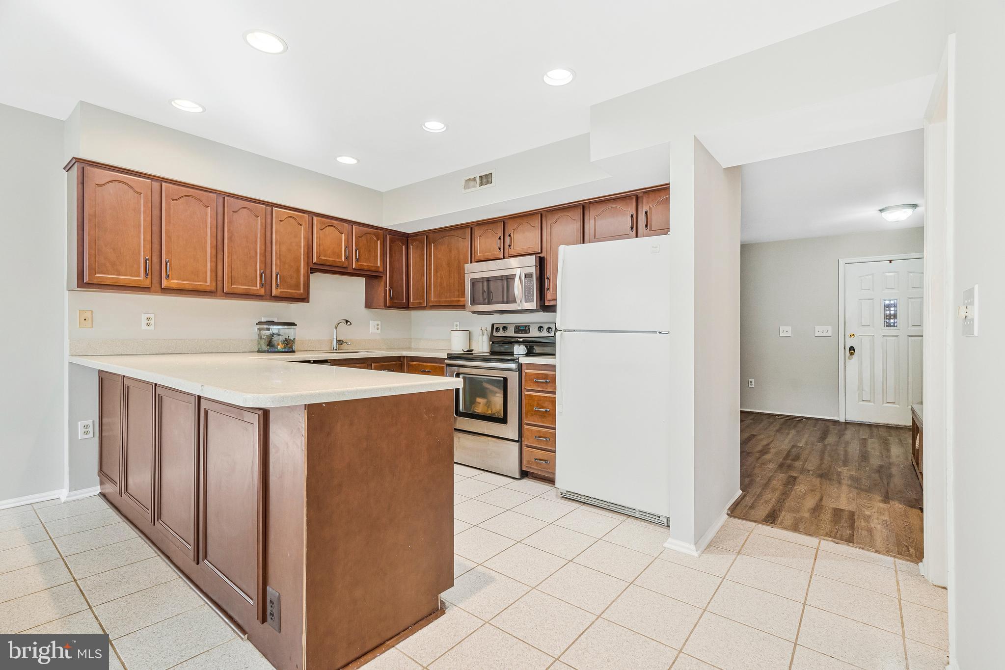 COUNTRYSIDE - Residential