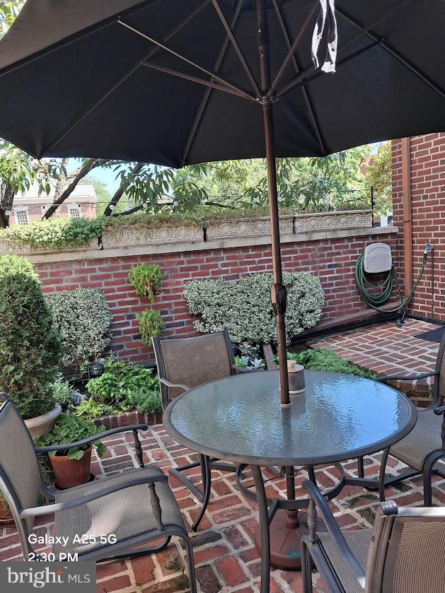 SOCIETY HILL - Residential