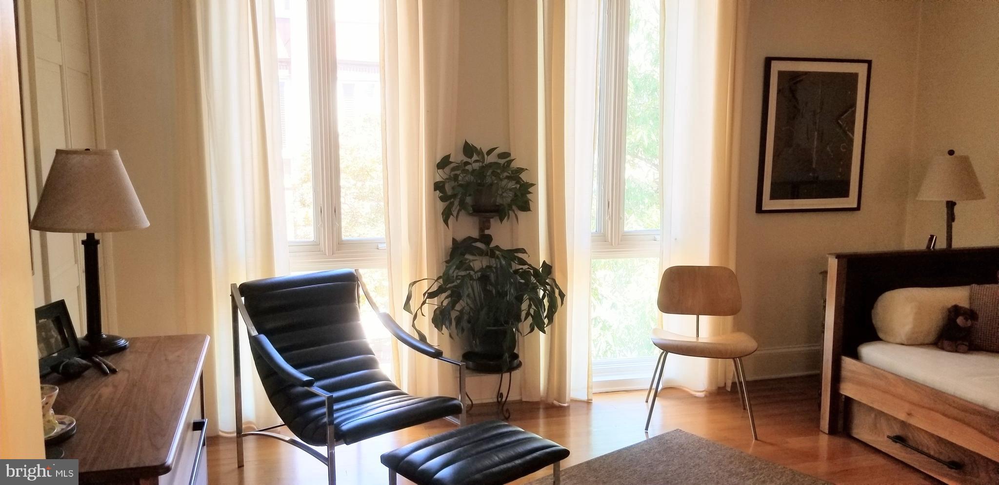 SOCIETY HILL - Residential