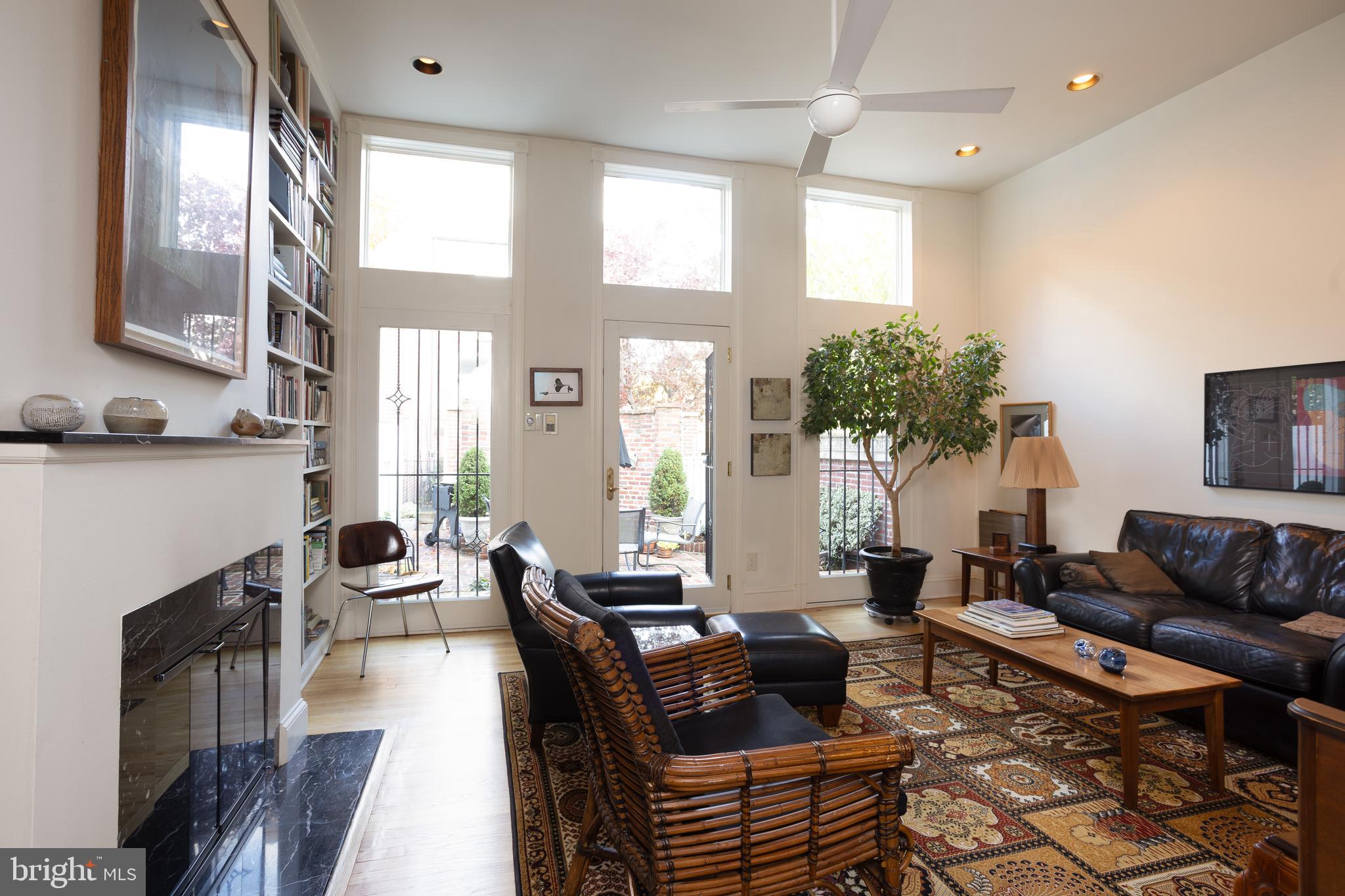 SOCIETY HILL - Residential