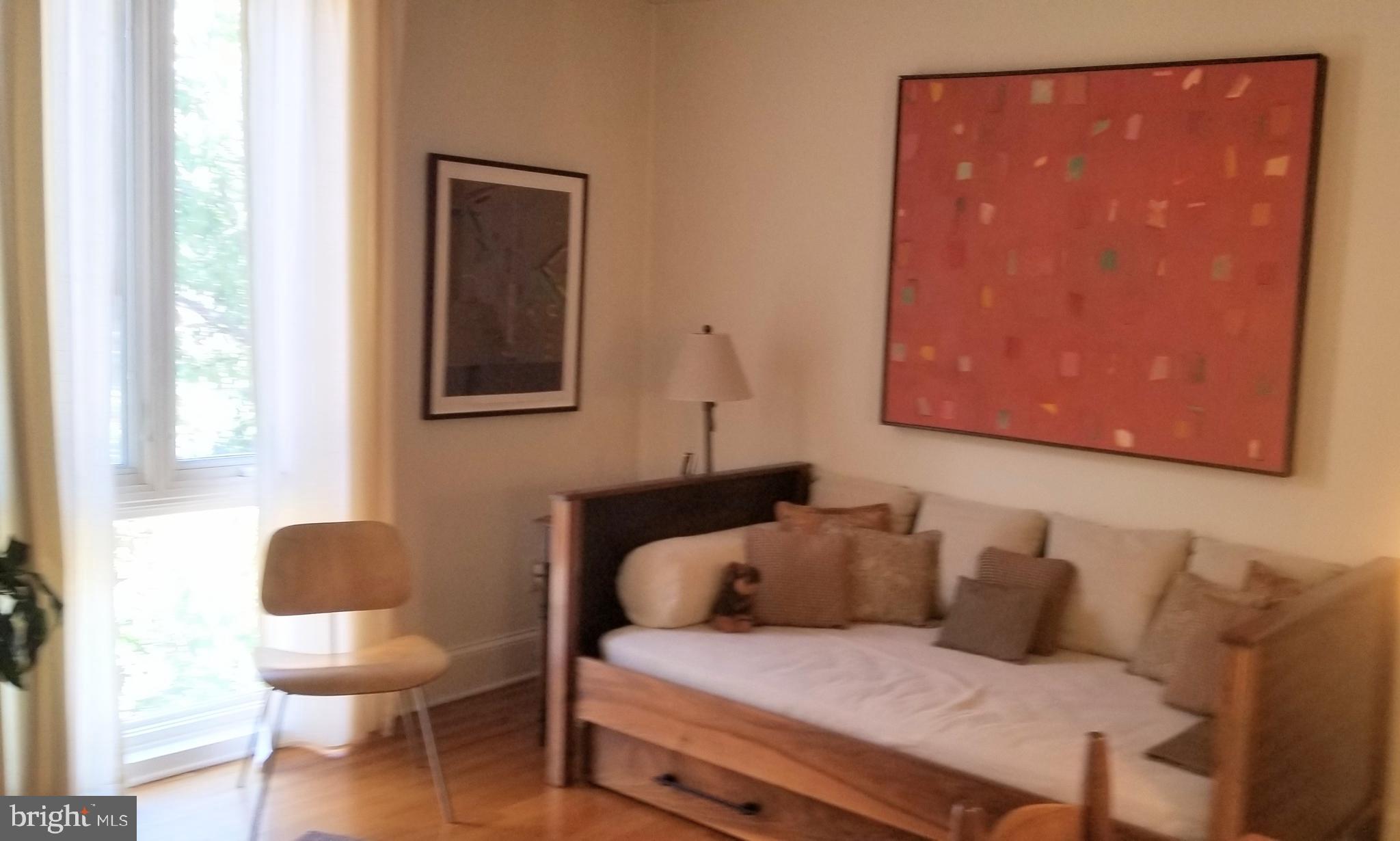 SOCIETY HILL - Residential