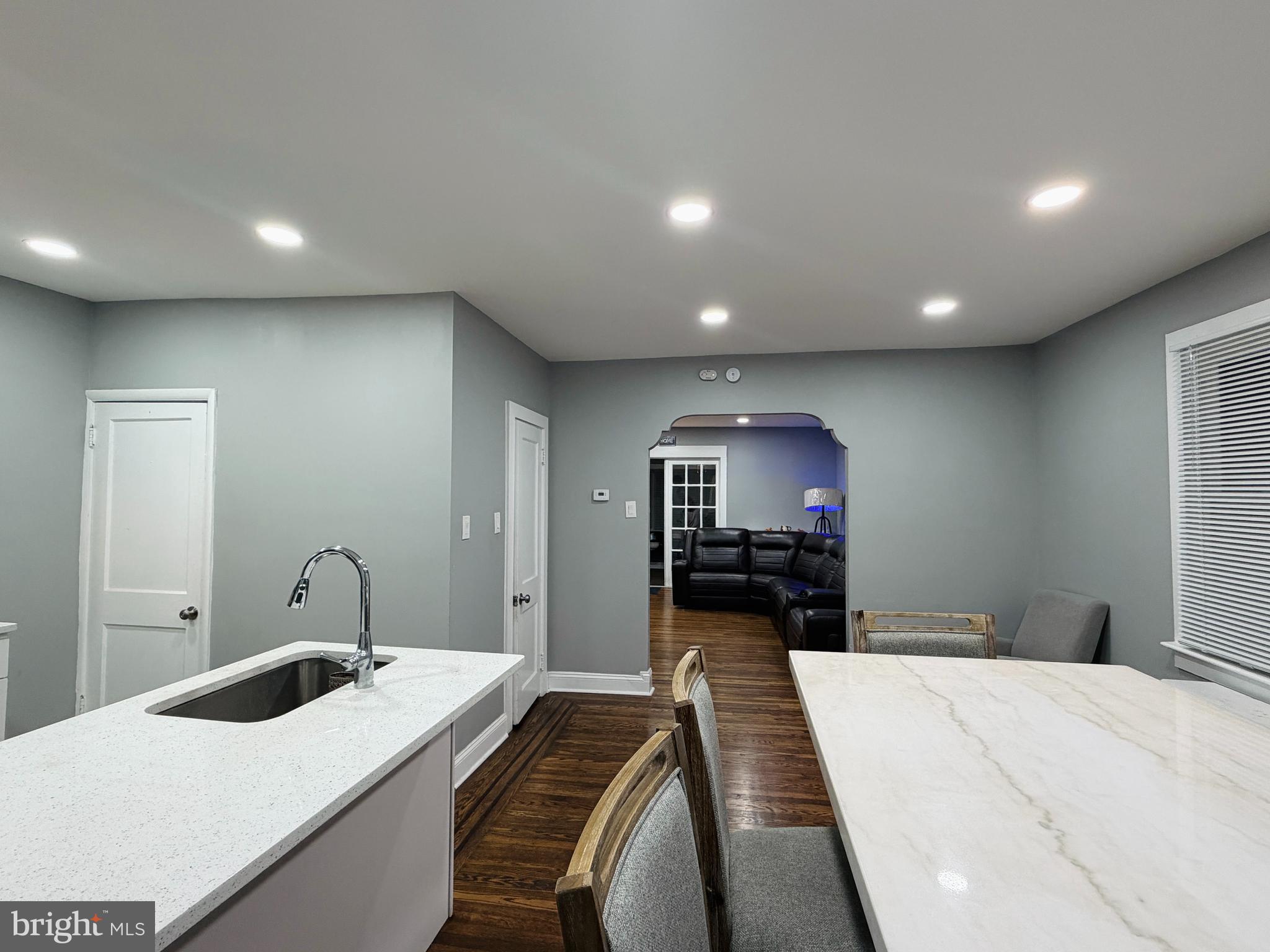 LANSDOWNE - Residential