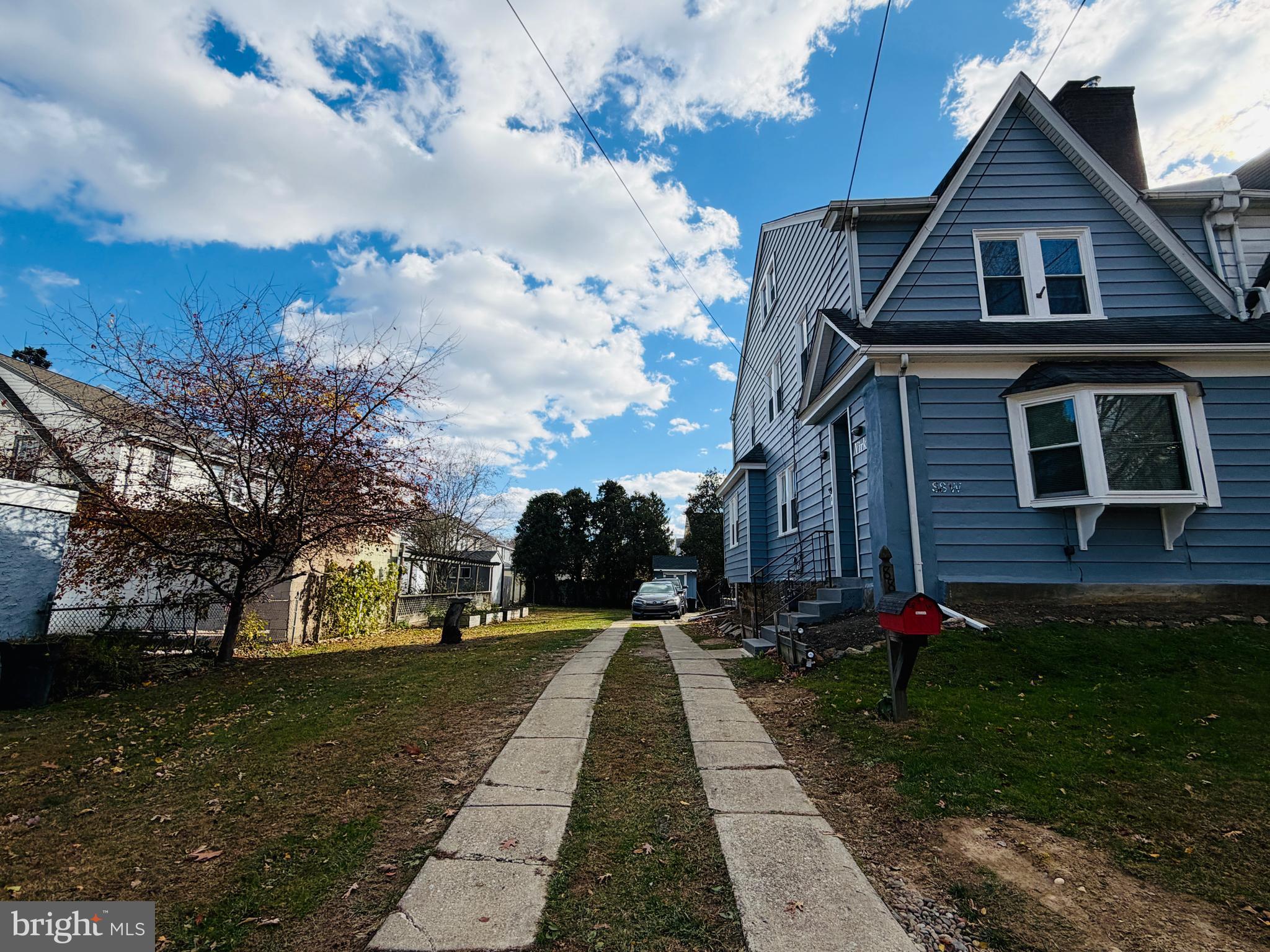 LANSDOWNE - Residential