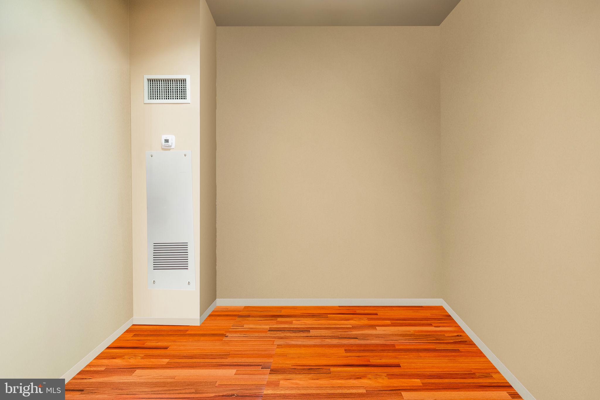 WATERFRONT SQUARE - Residential