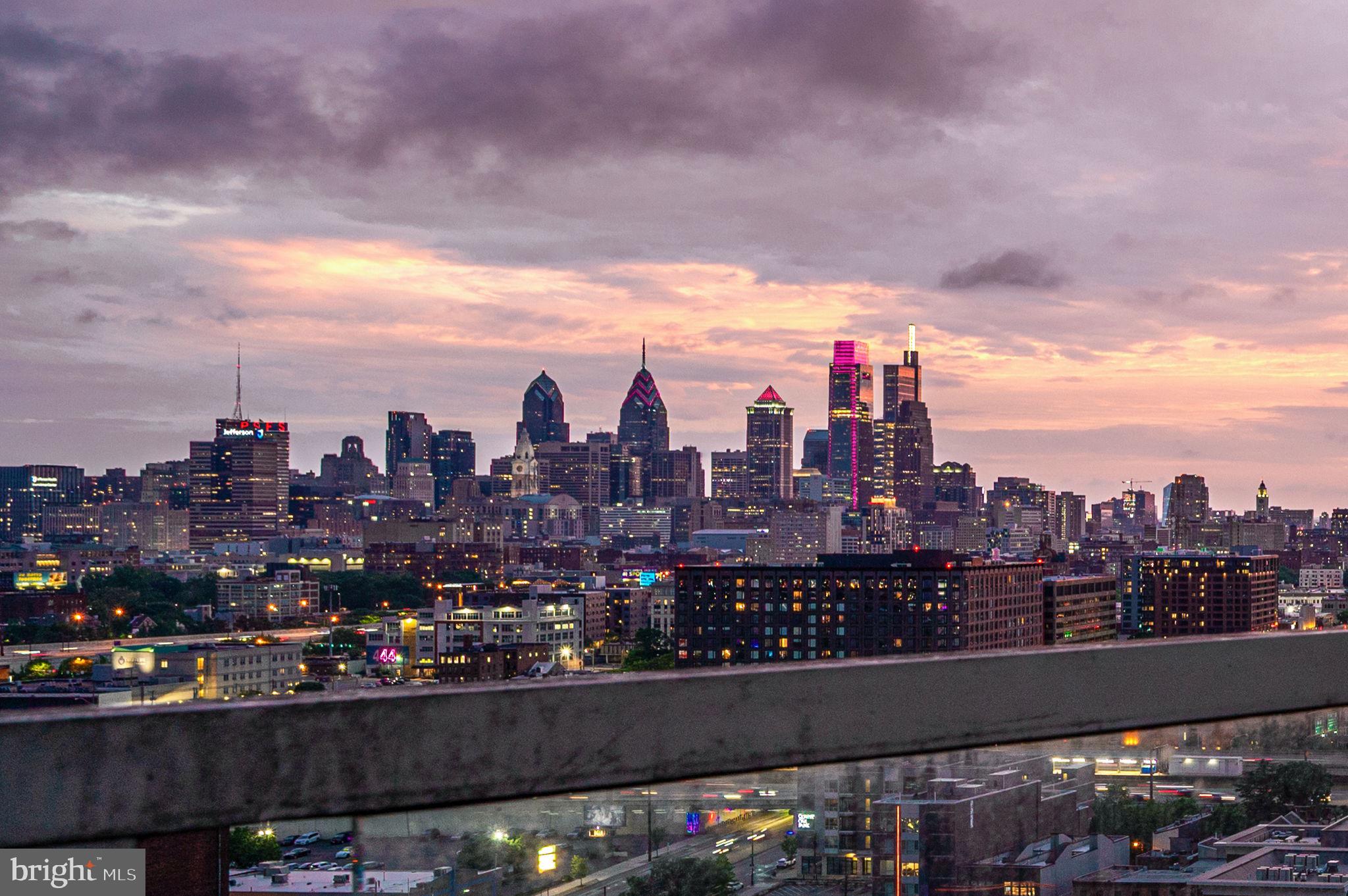 WATERFRONT SQUARE - Residential