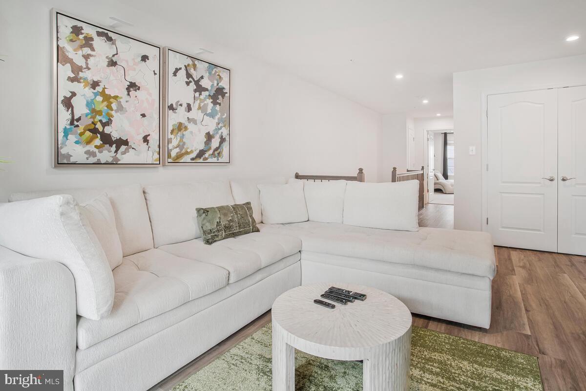 BALLARD GREEN - Residential Lease