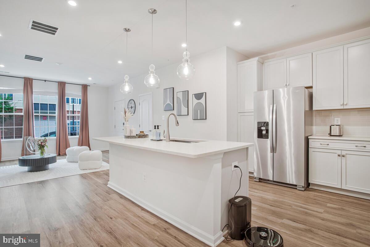 BALLARD GREEN - Residential Lease