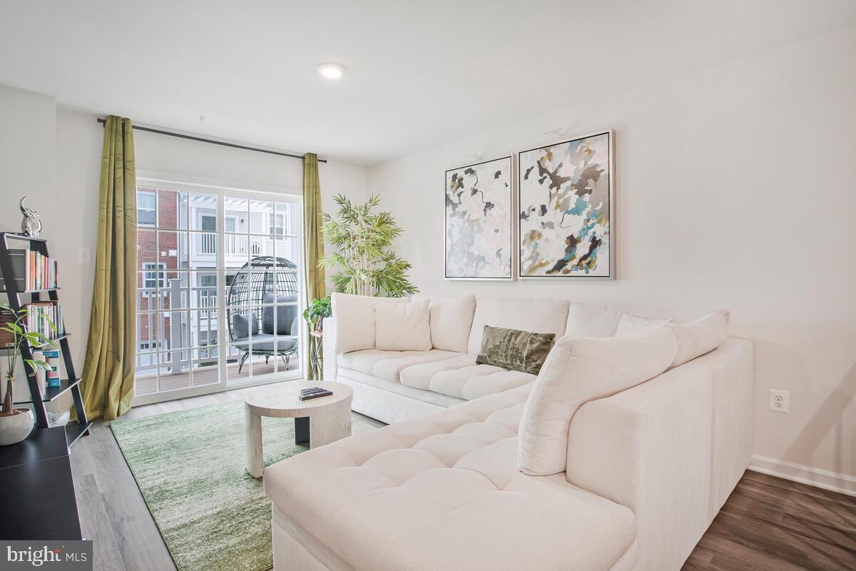 BALLARD GREEN - Residential Lease