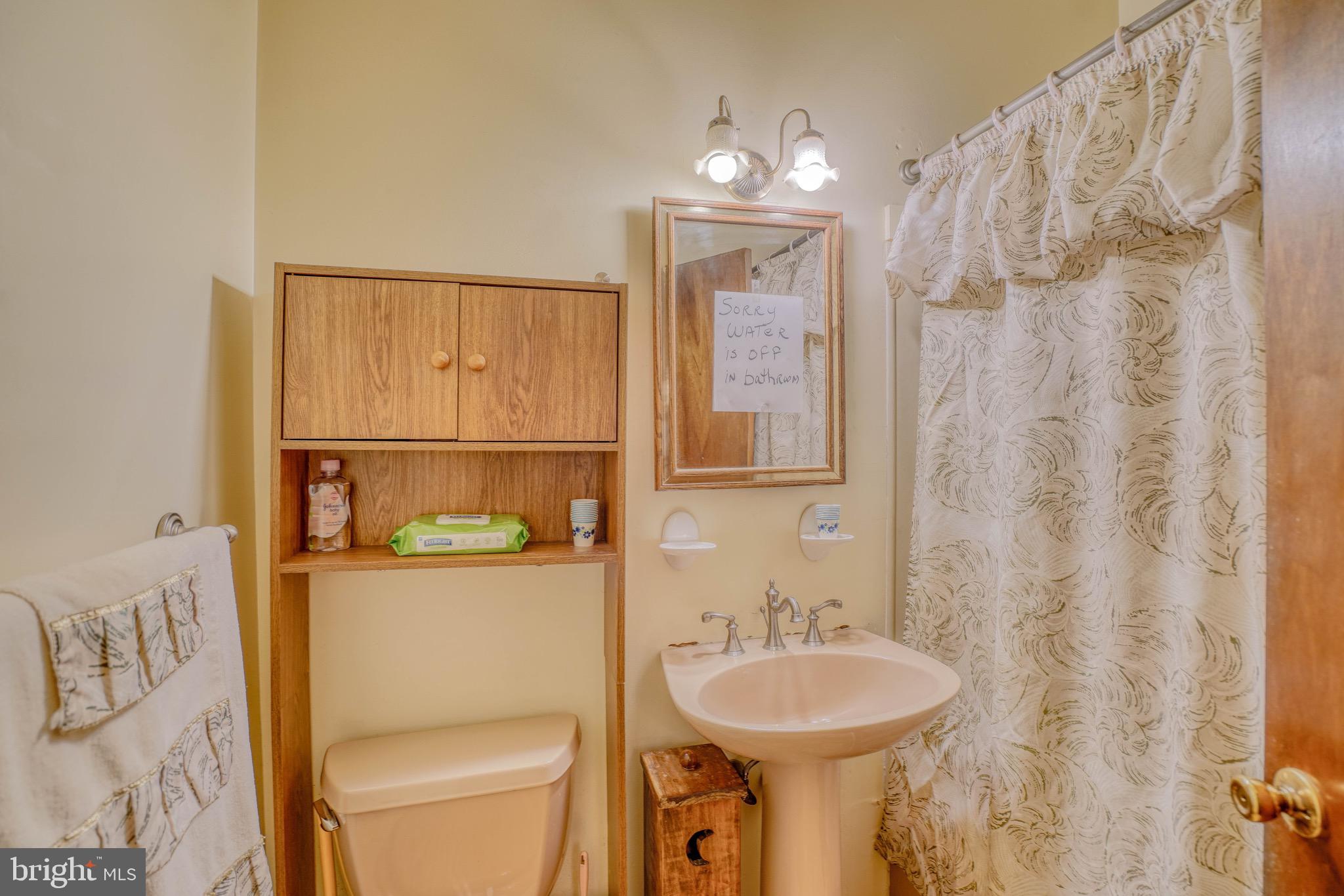 EAST KENSINGTON - Residential