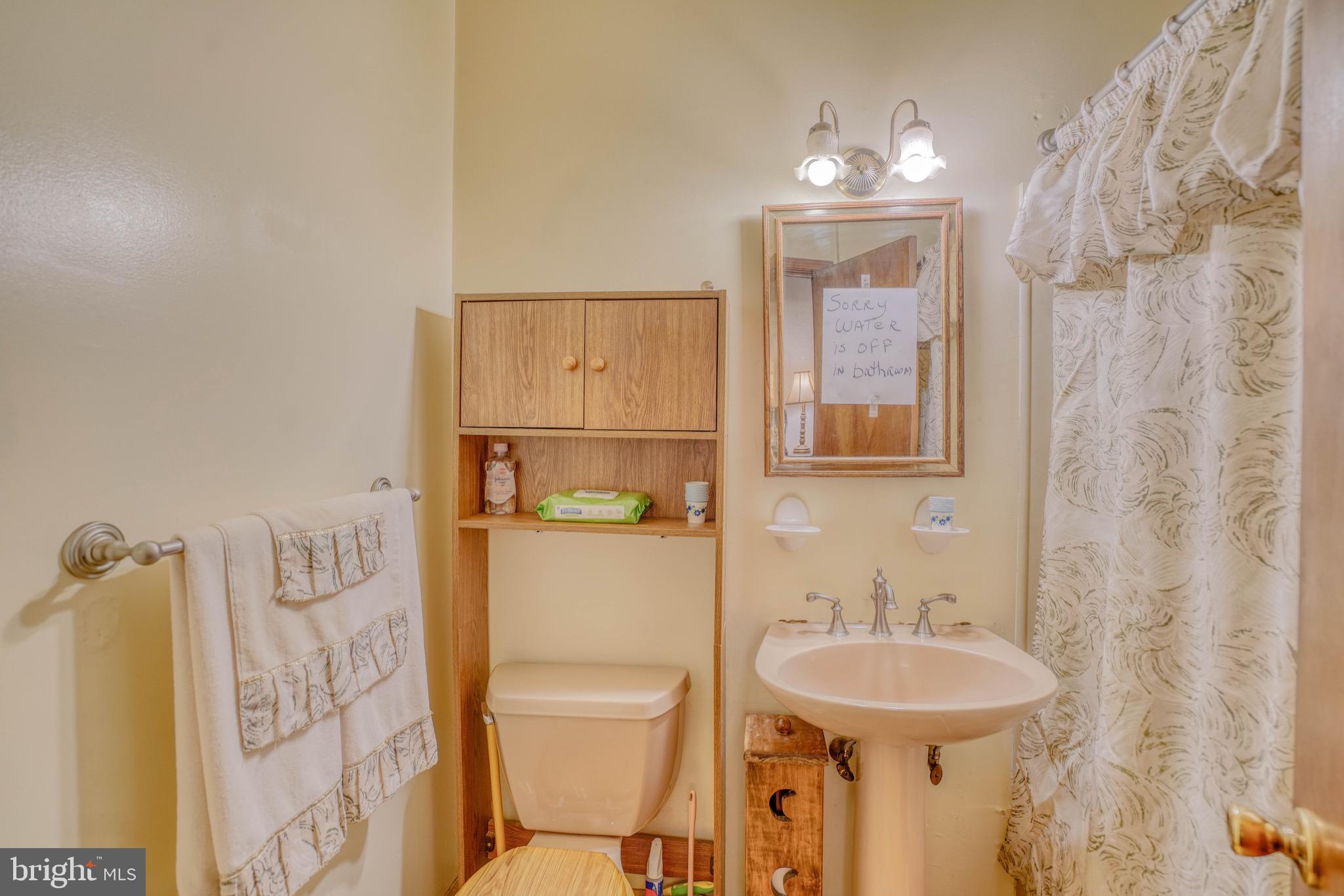 EAST KENSINGTON - Residential