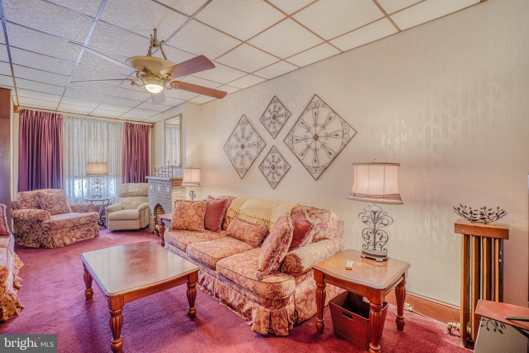 1918 E LEHIGH AVENUE