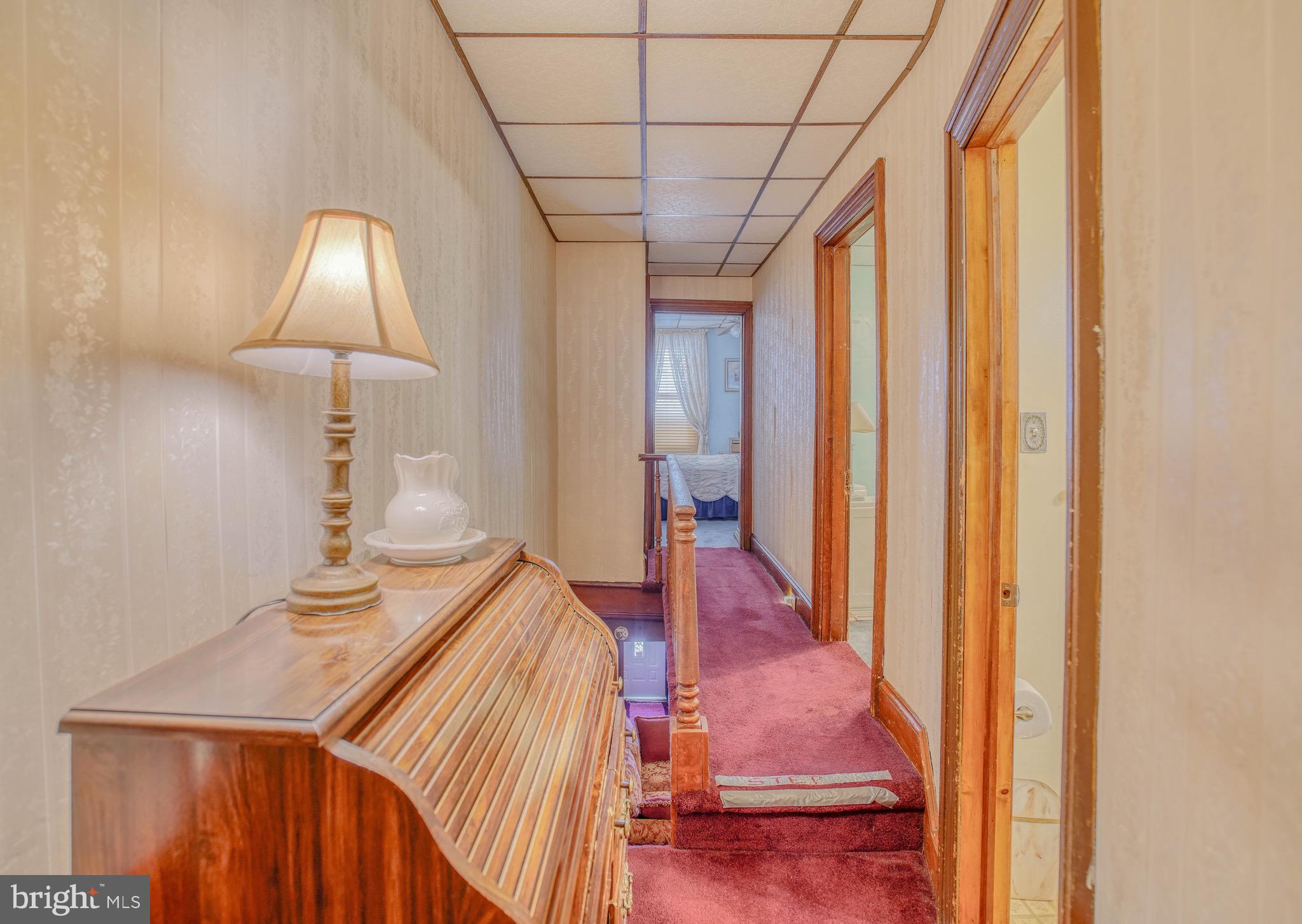 EAST KENSINGTON - Residential