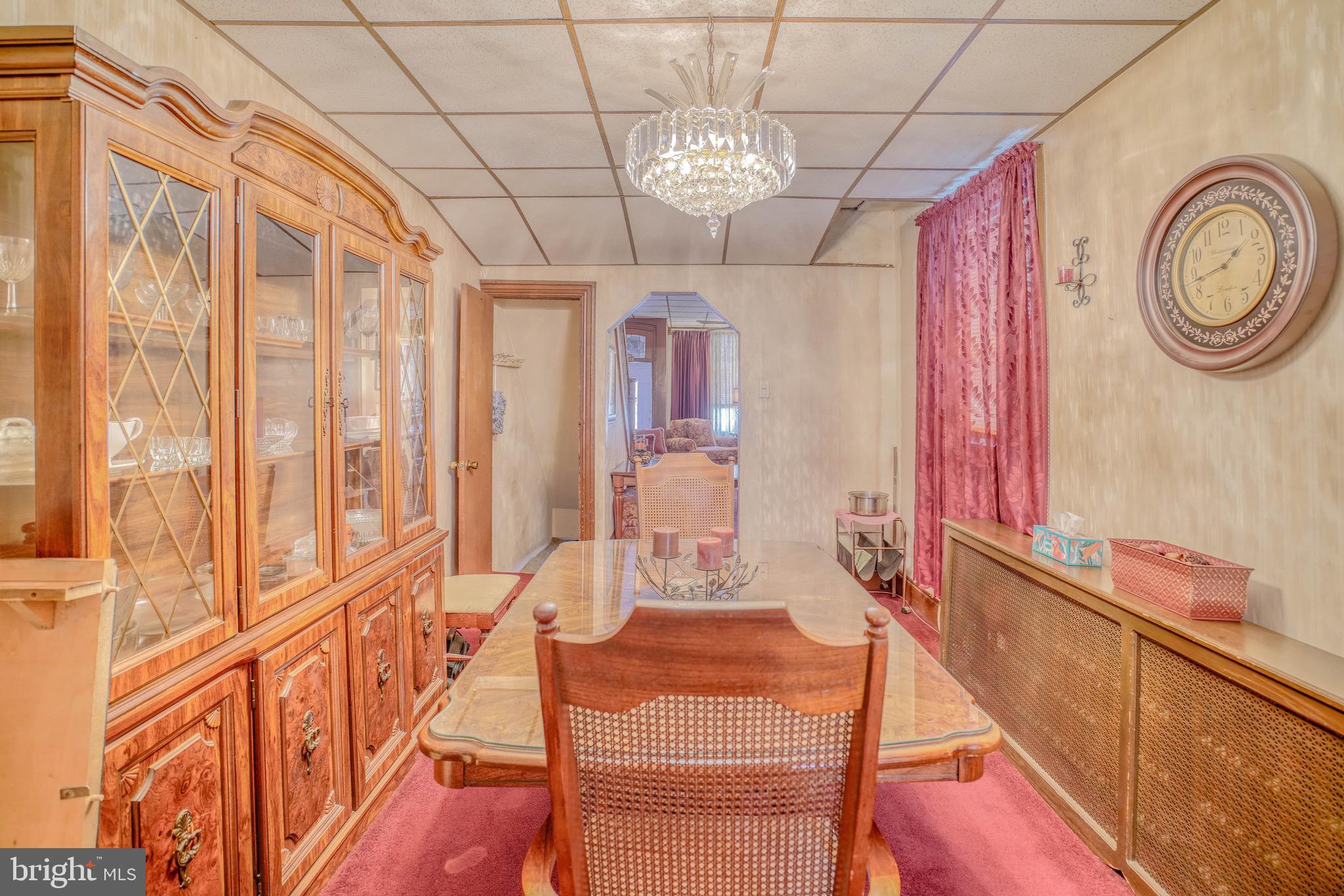 EAST KENSINGTON - Residential