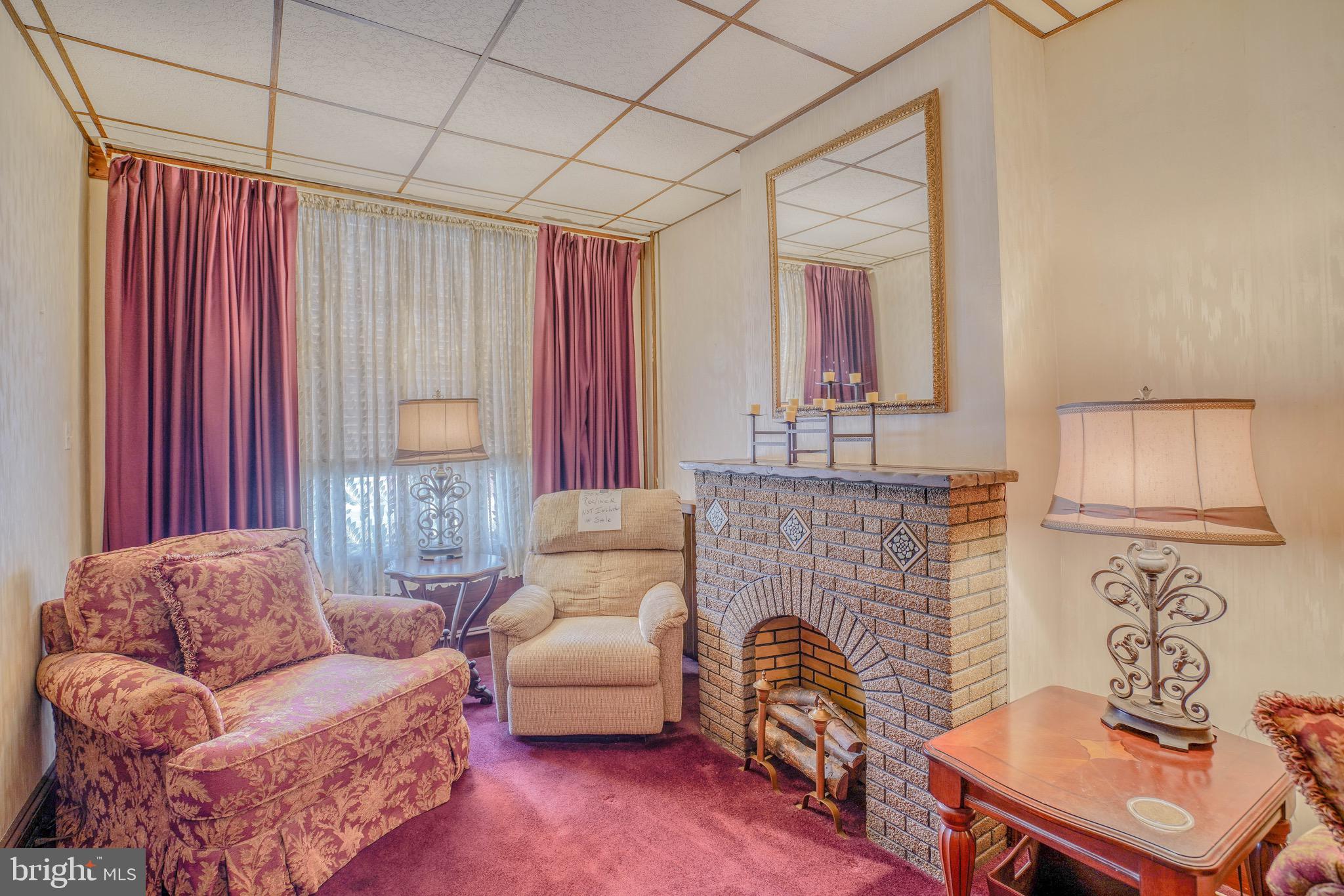 1918 E LEHIGH AVENUE