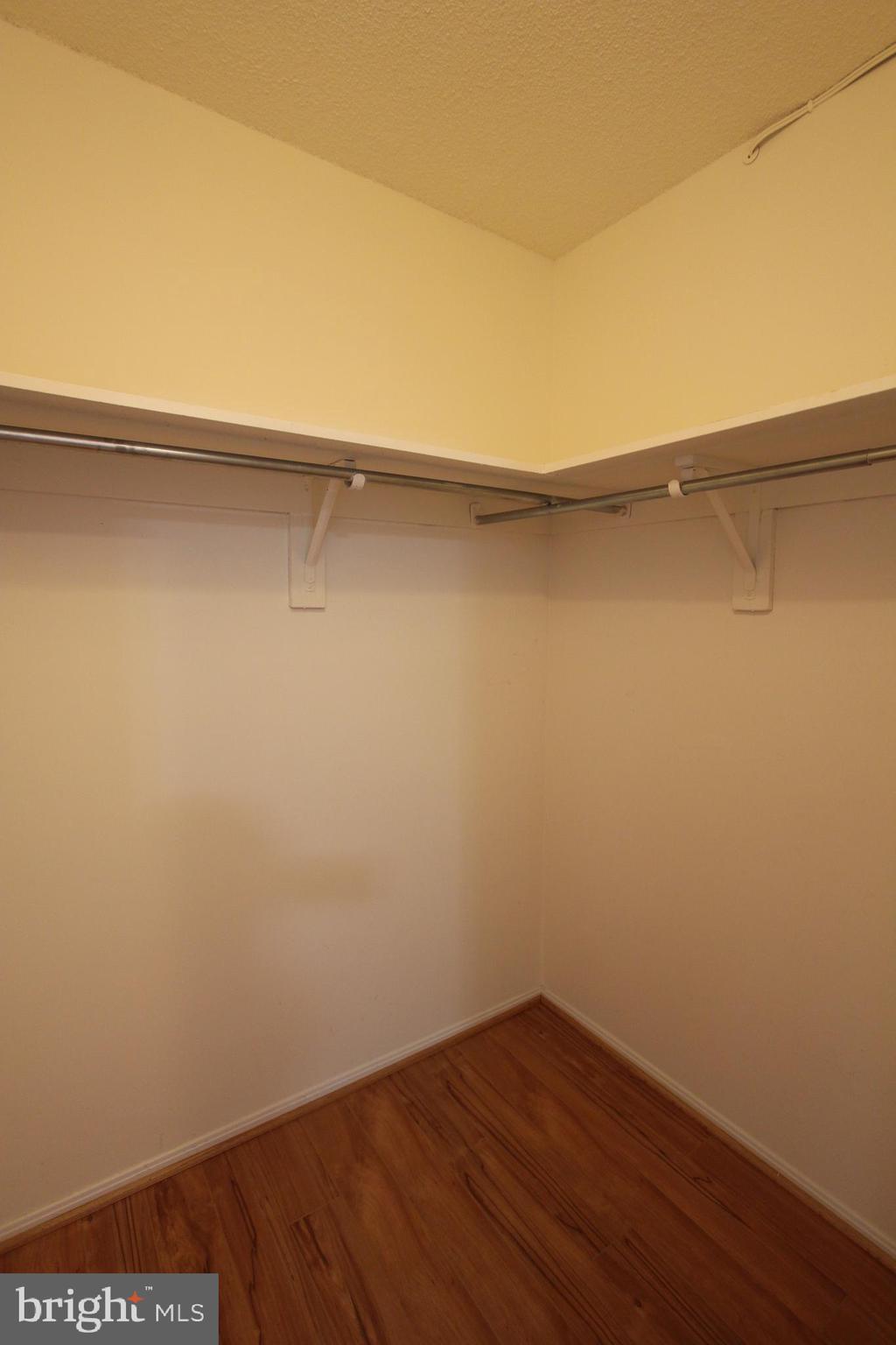 ROTONDA - Residential Lease