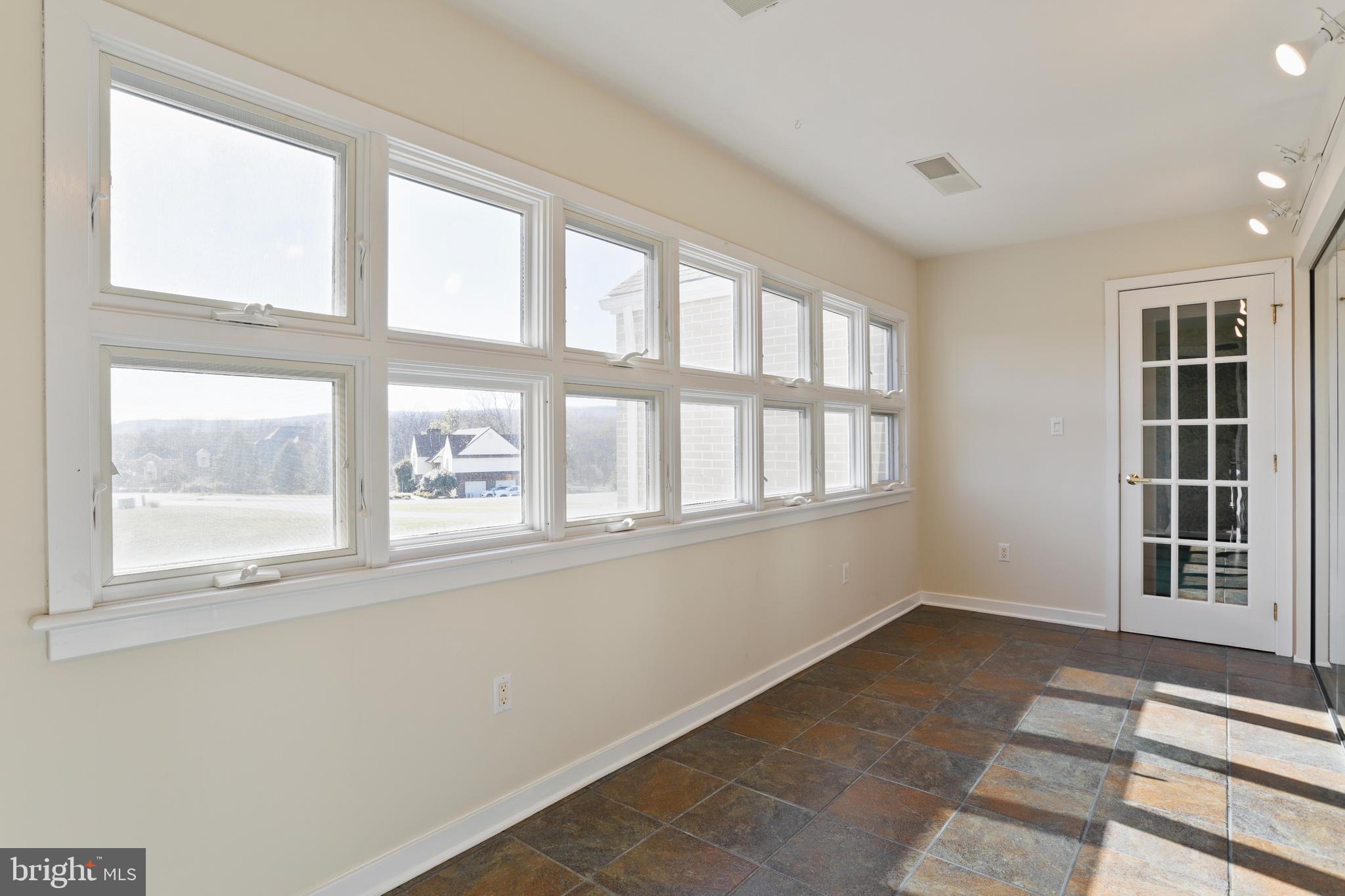 MILLPOINT - Residential