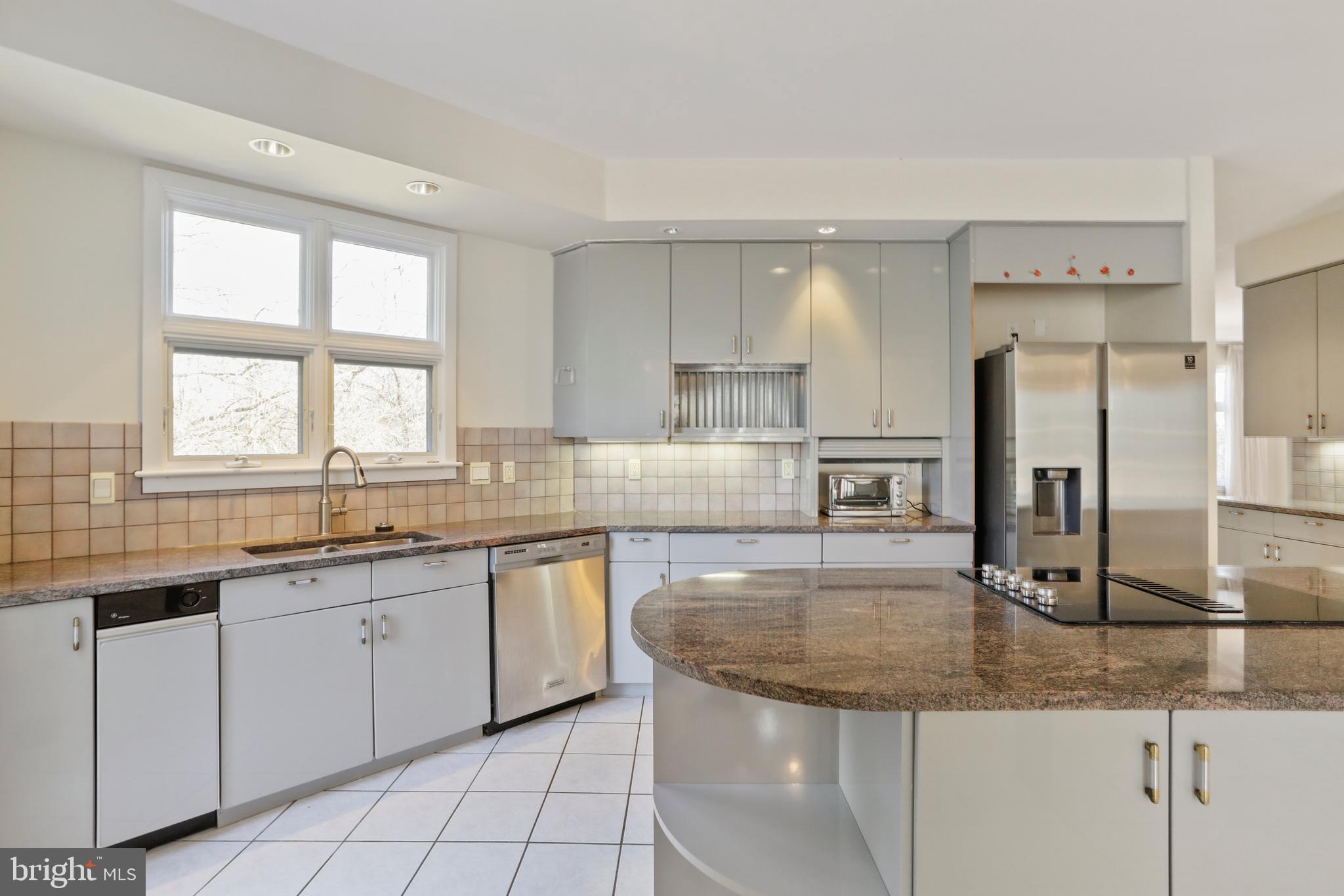 MILLPOINT - Residential