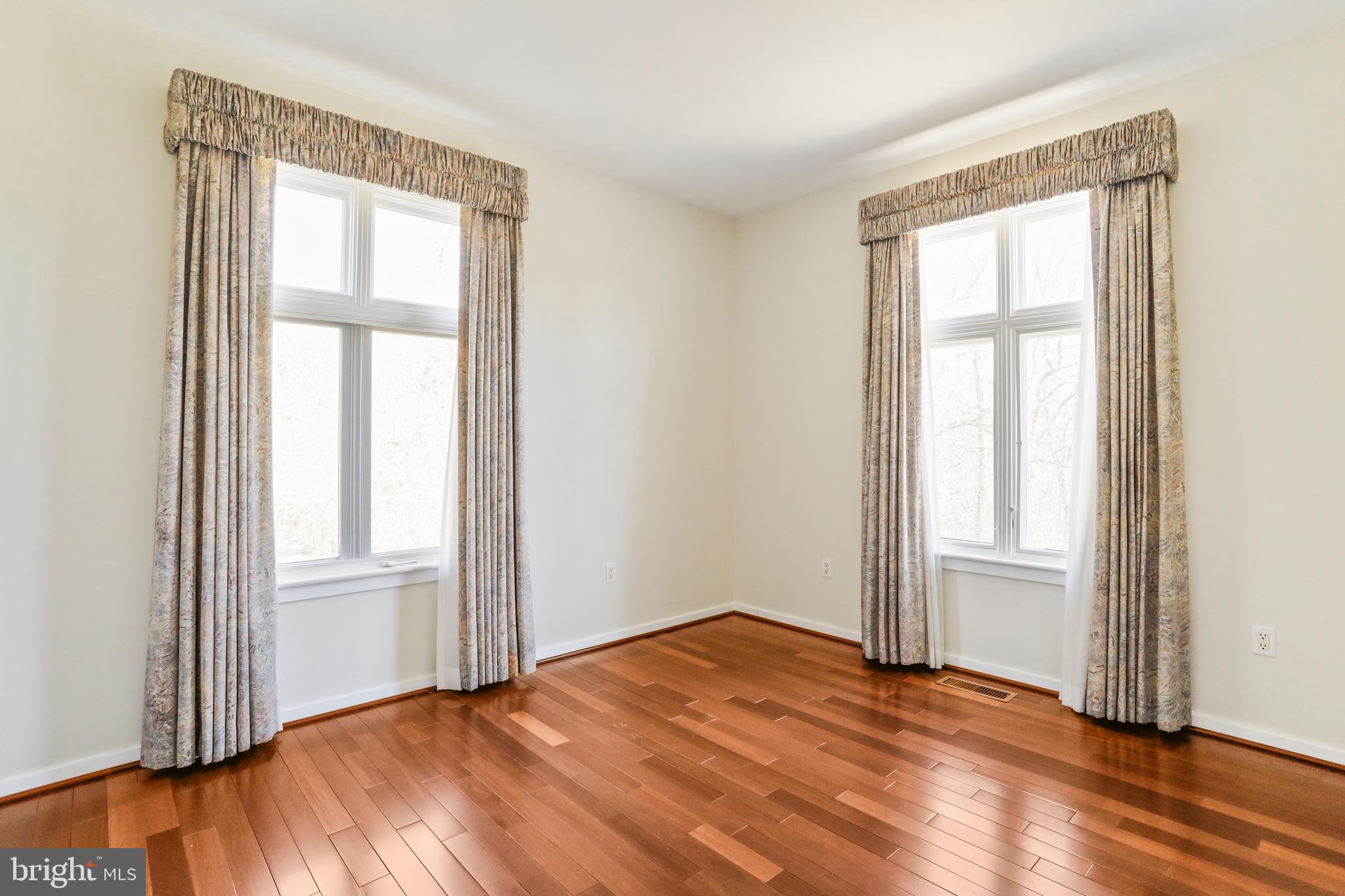 MILLPOINT - Residential