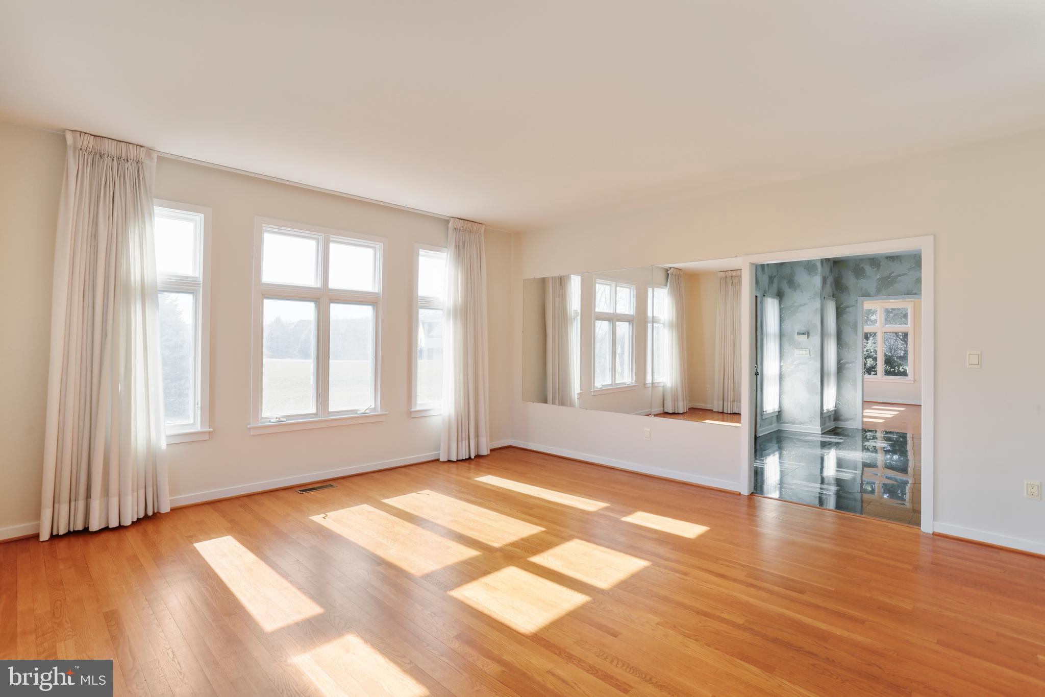 MILLPOINT - Residential