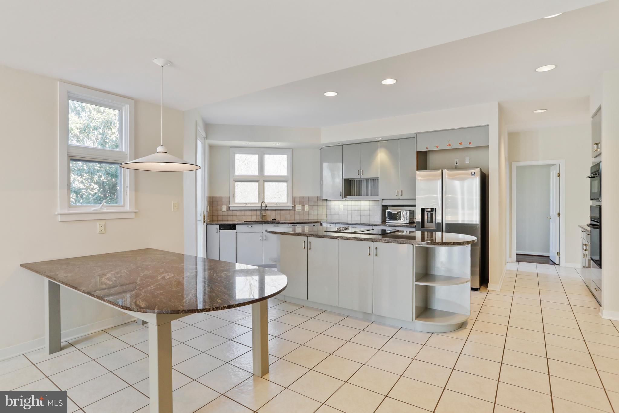 MILLPOINT - Residential