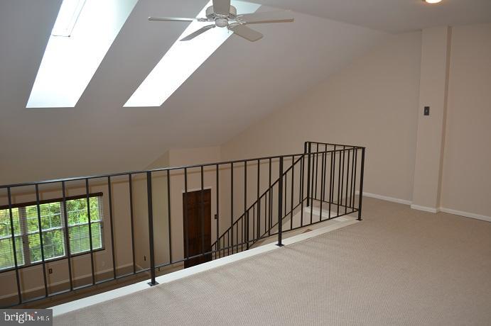 VALLEY GLEN - Residential