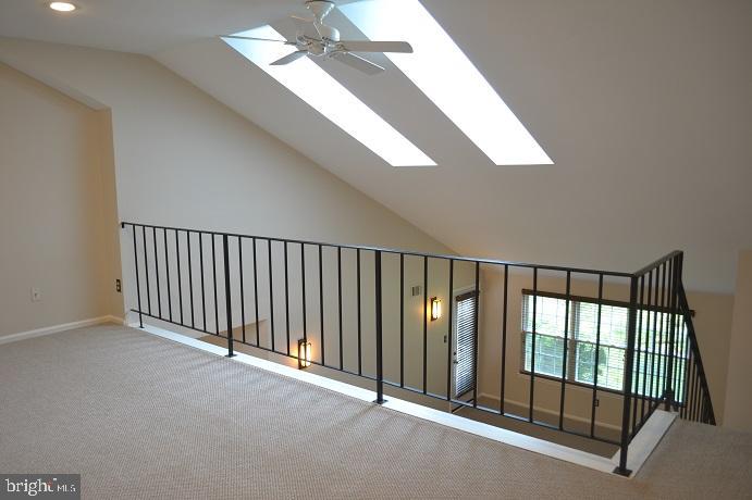 VALLEY GLEN - Residential