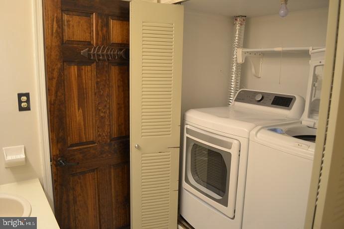 VALLEY GLEN - Residential