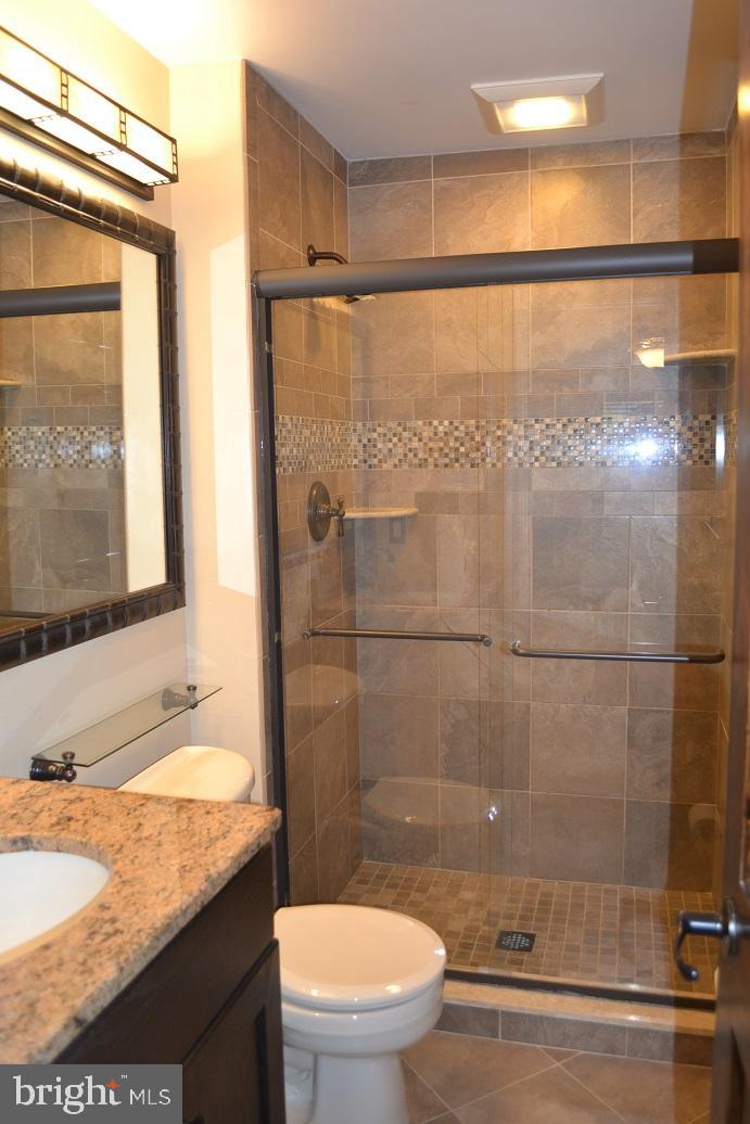 VALLEY GLEN - Residential