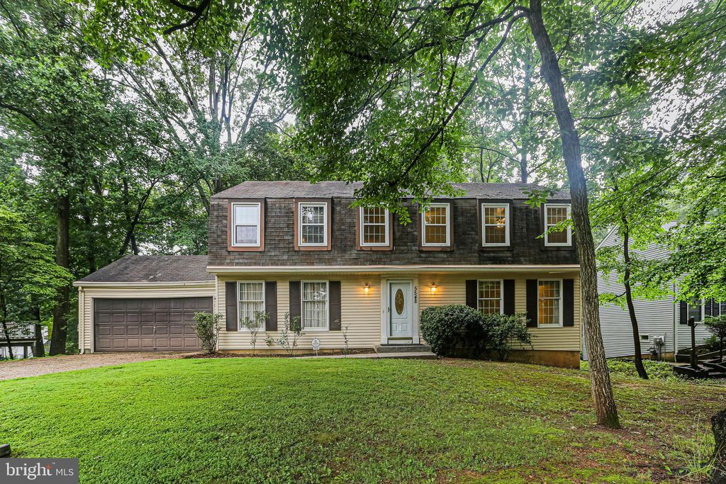 Photo of 5548 High Tor Hill, COLUMBIA, MD 21045 (MLS # MDHW2060306)